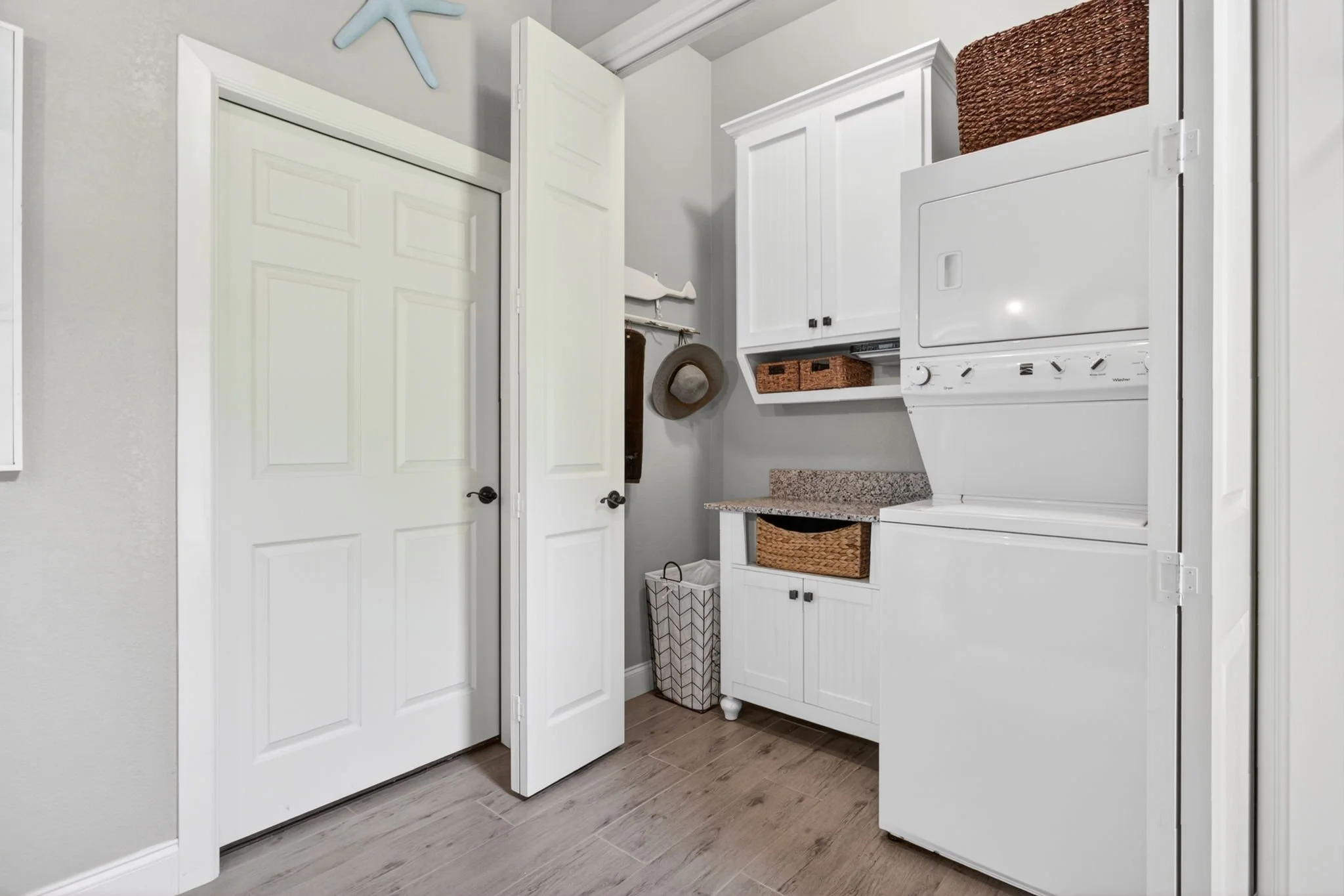 7333 Wooded Acres Trail (60 of 85).jpg