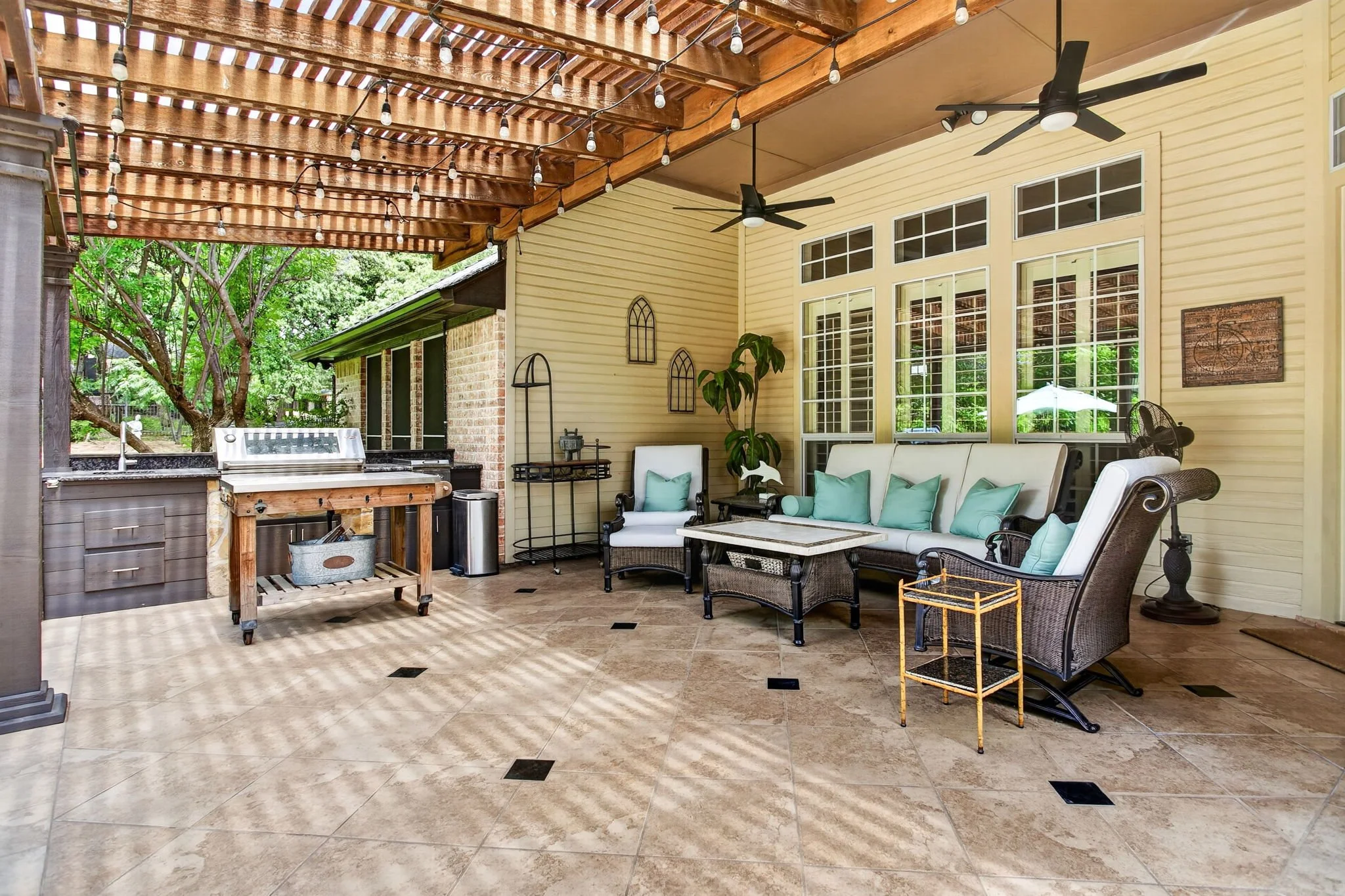 7333 Wooded Acres Trail (62 of 85).jpg