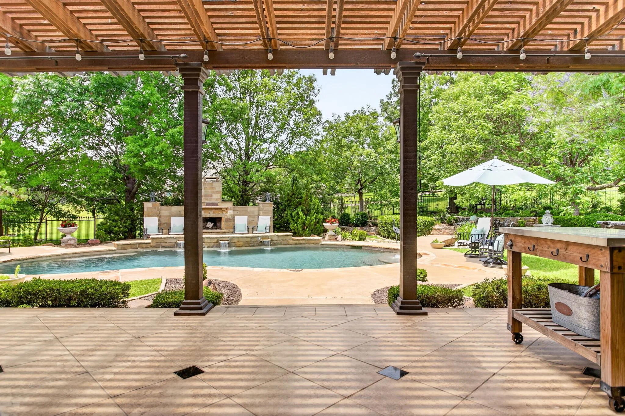 7333 Wooded Acres Trail (66 of 85).jpg