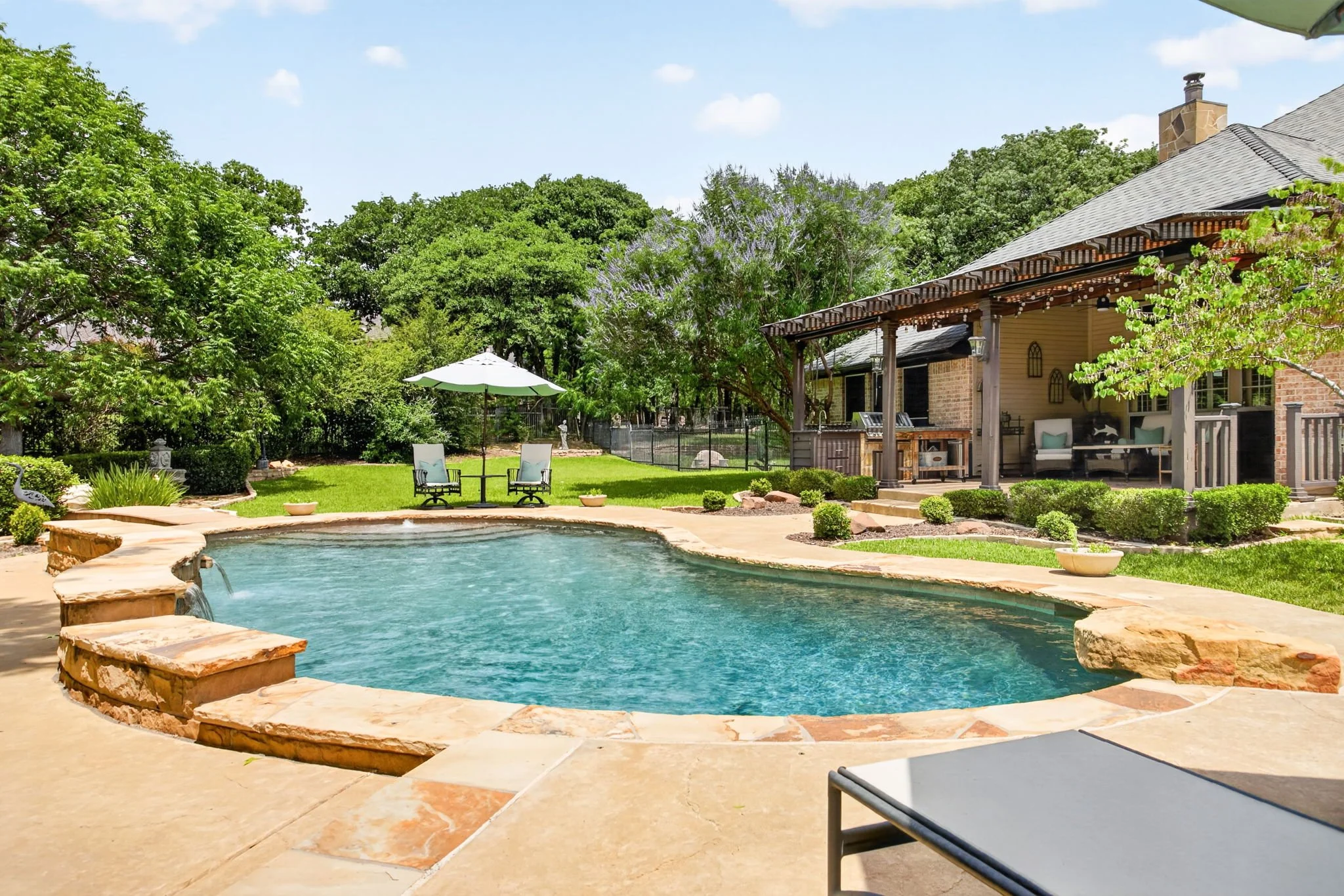 7333 Wooded Acres Trail (76 of 85).jpg