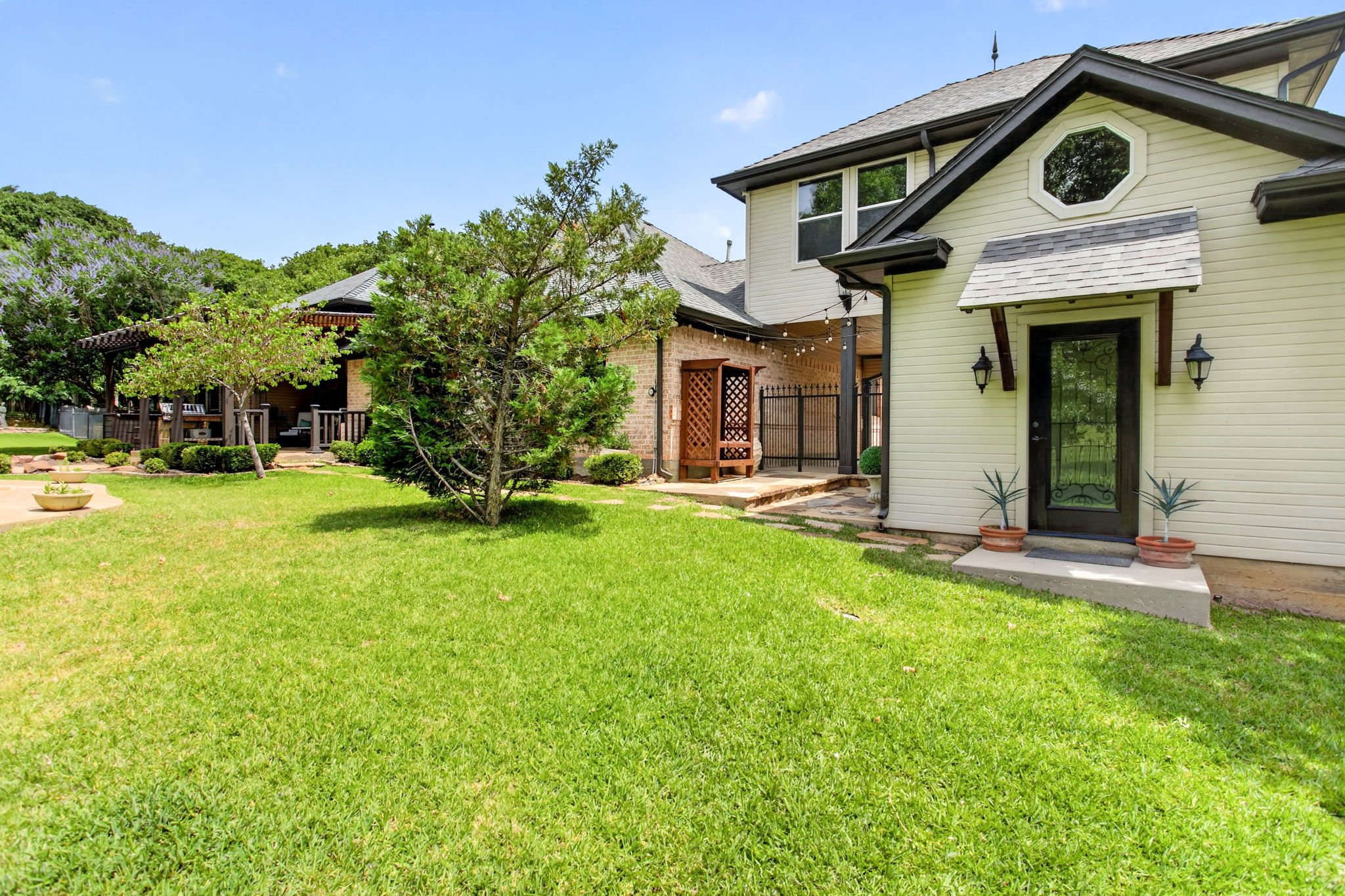 7333 Wooded Acres Trail (77 of 85).jpg