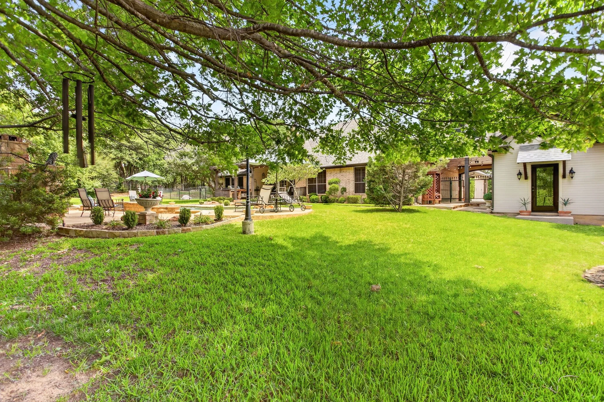 7333 Wooded Acres Trail (78 of 85).jpg