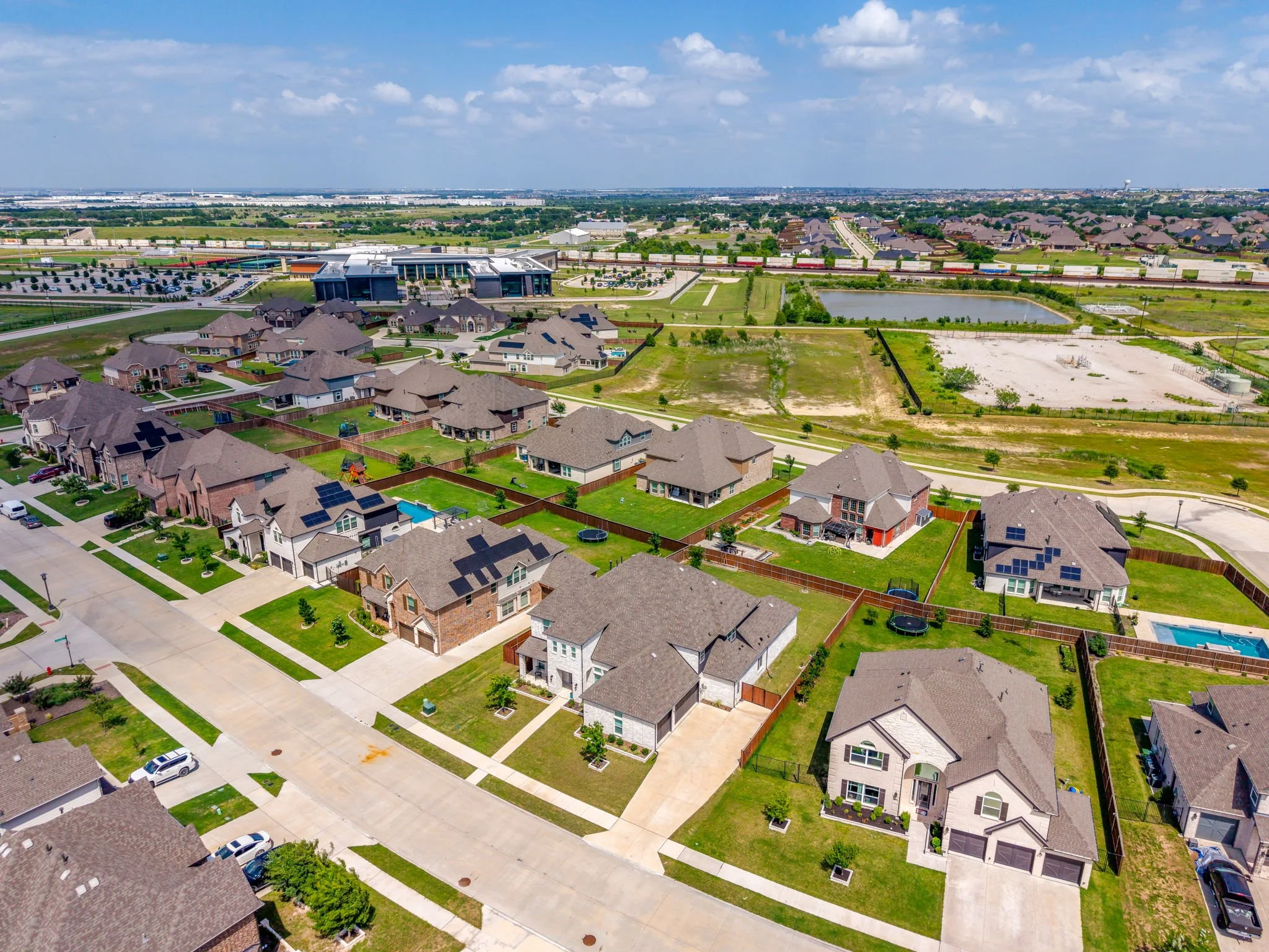 1283 Meadow Rose Dr (2 of 58).jpg
