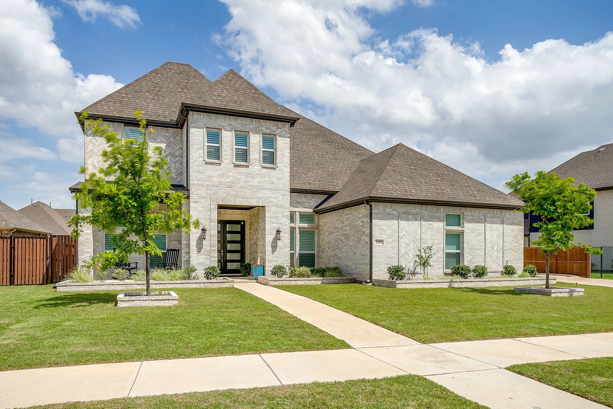 1283 Meadow Rose Dr (11 of 58).jpg