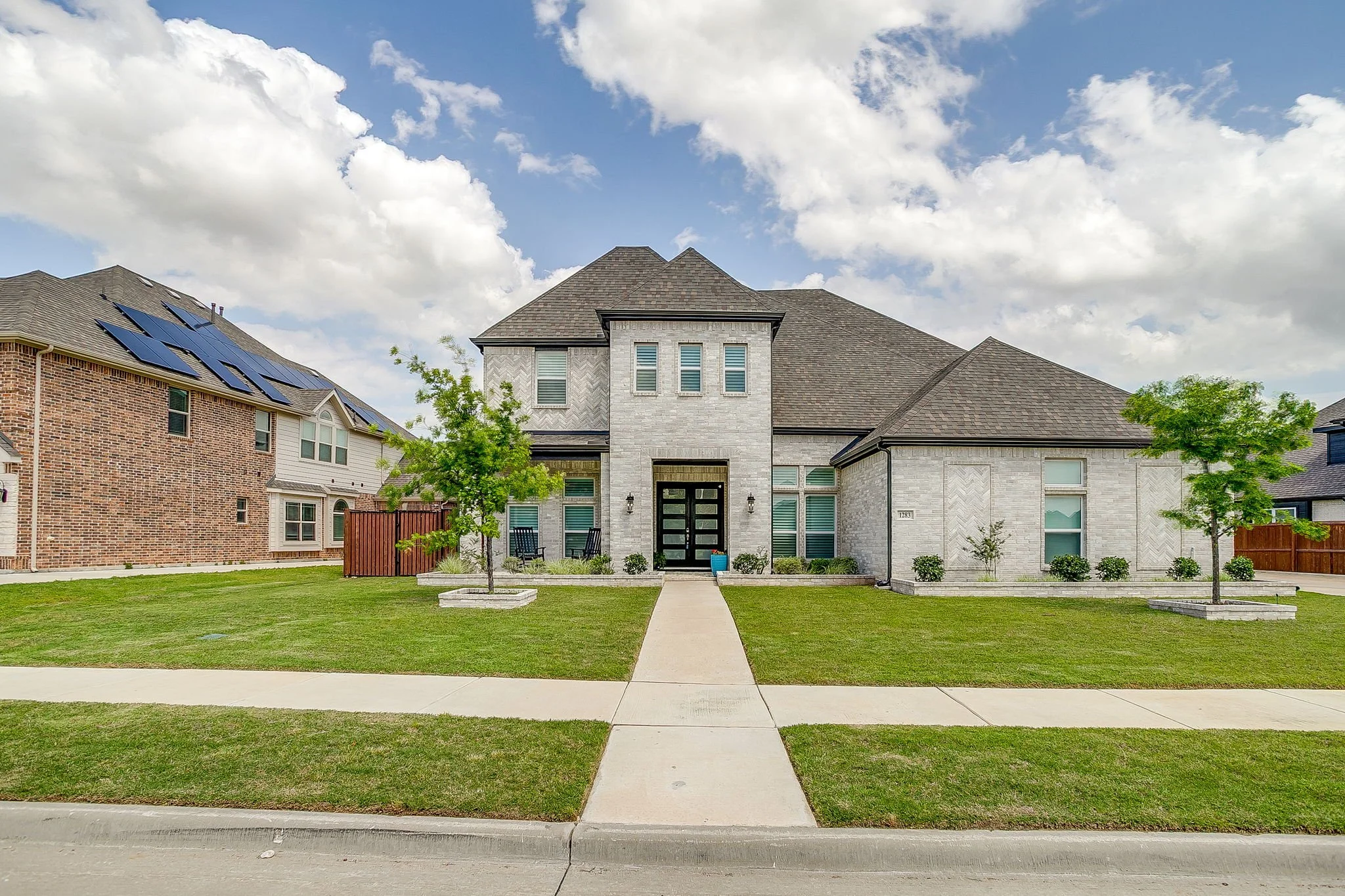 1283 Meadow Rose Dr (12 of 58).jpg