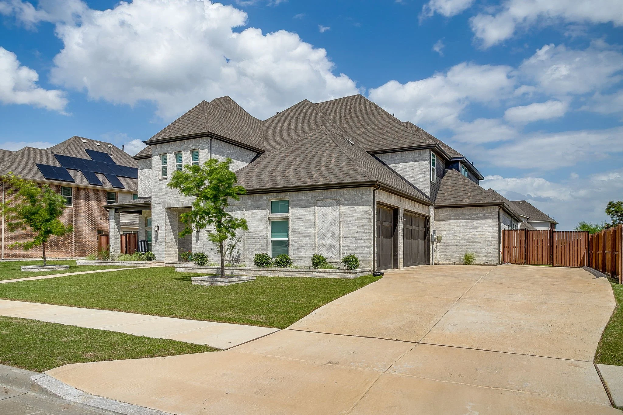 1283 Meadow Rose Dr (13 of 58).jpg