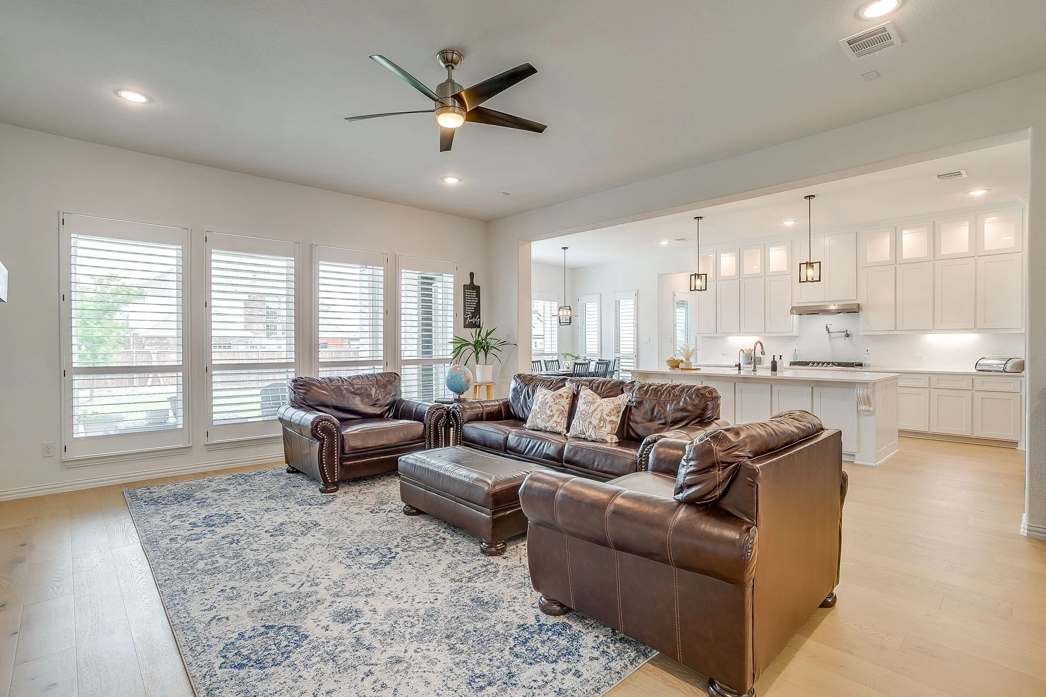 1283 Meadow Rose Dr (21 of 58).jpg