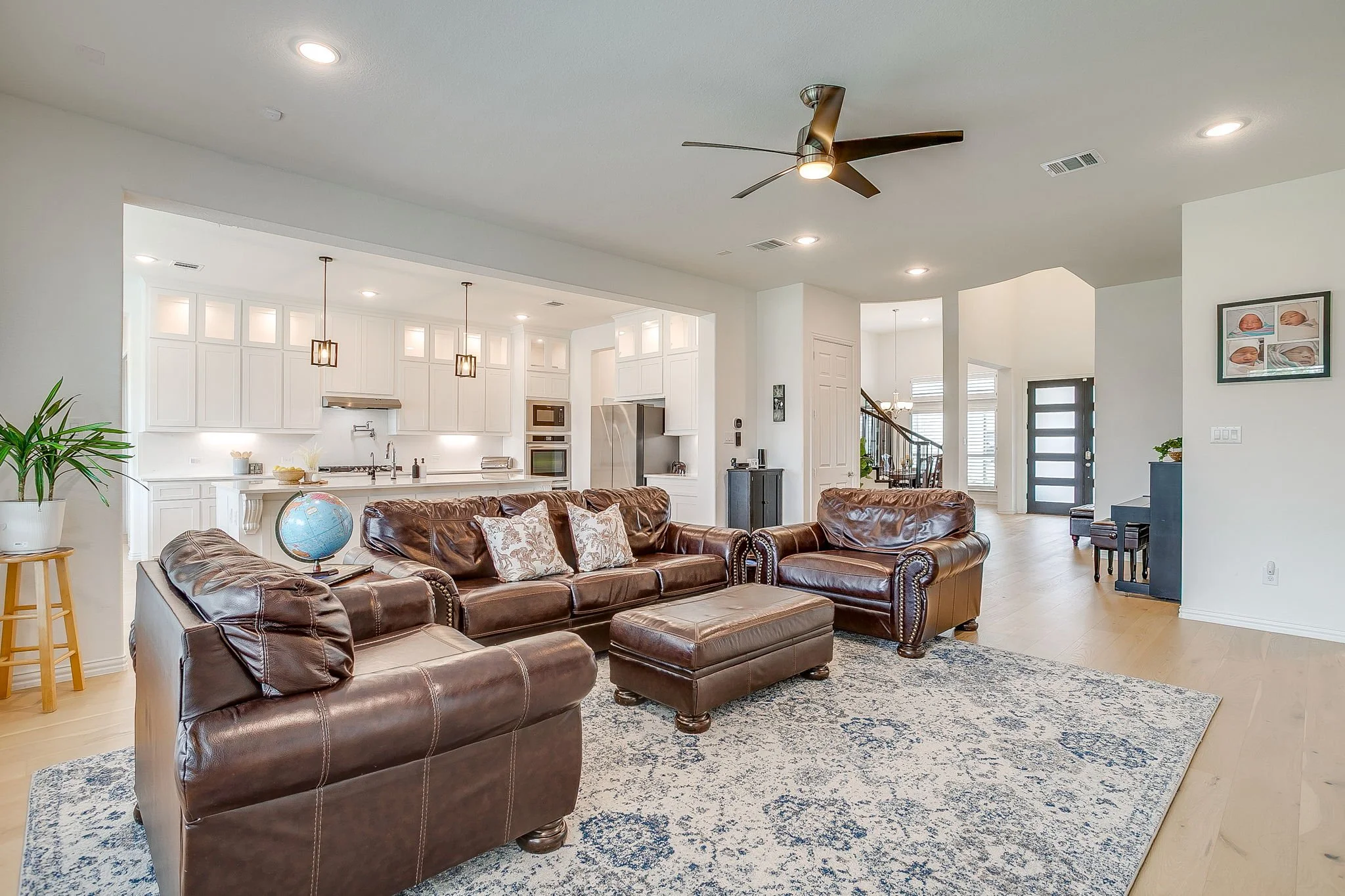 1283 Meadow Rose Dr (22 of 58).jpg
