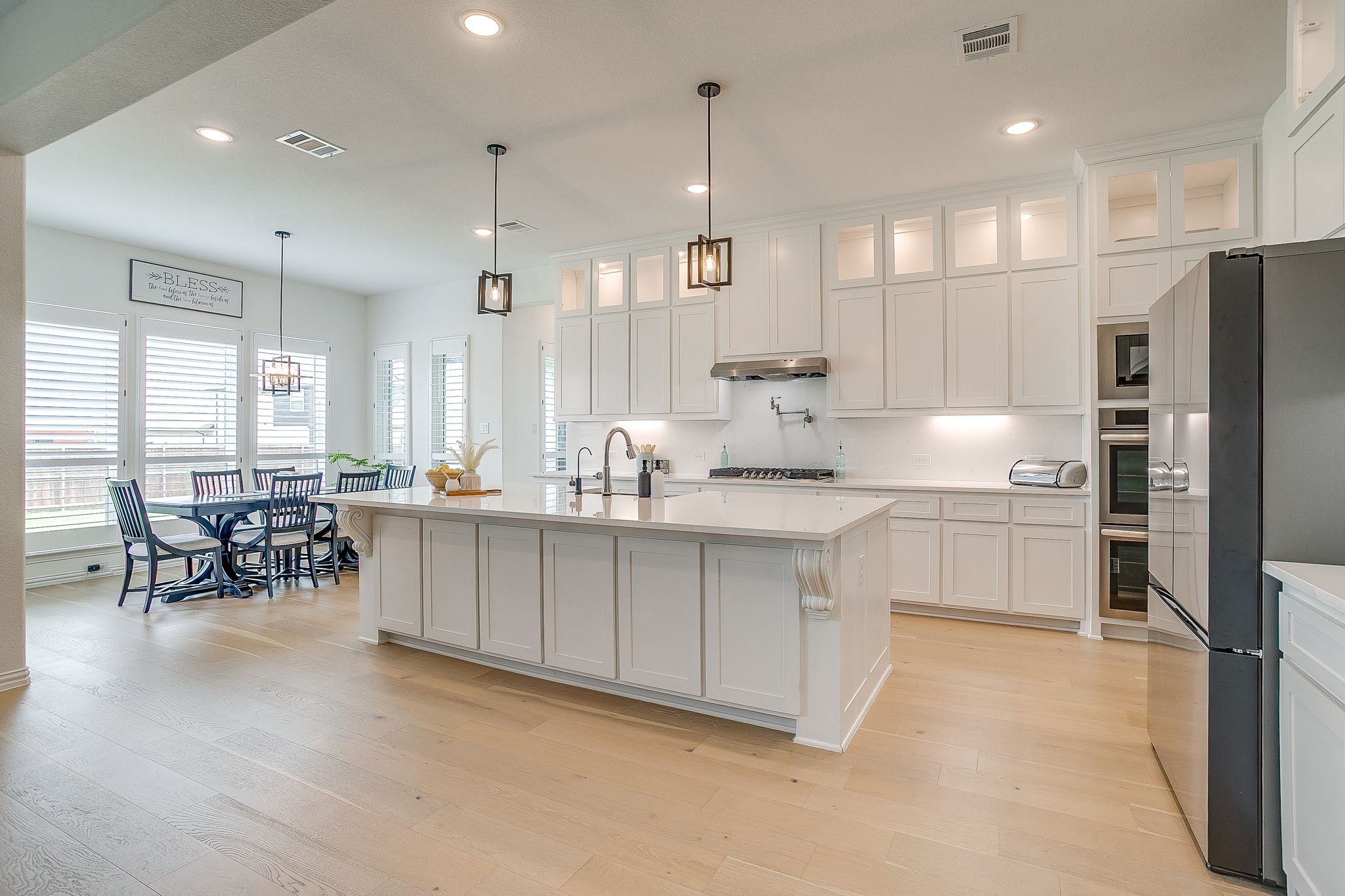 1283 Meadow Rose Dr (25 of 58).jpg
