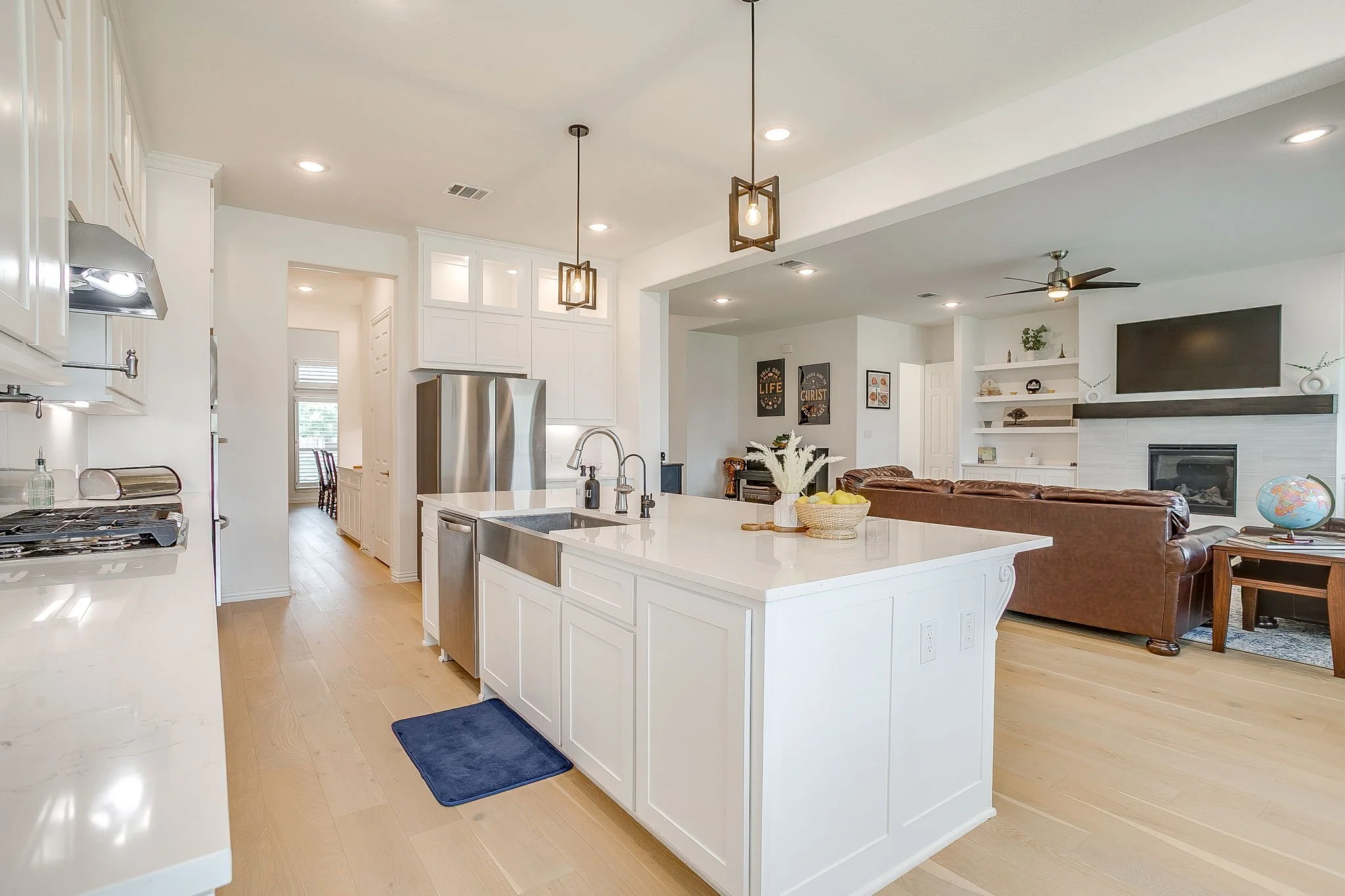 1283 Meadow Rose Dr (28 of 58).jpg