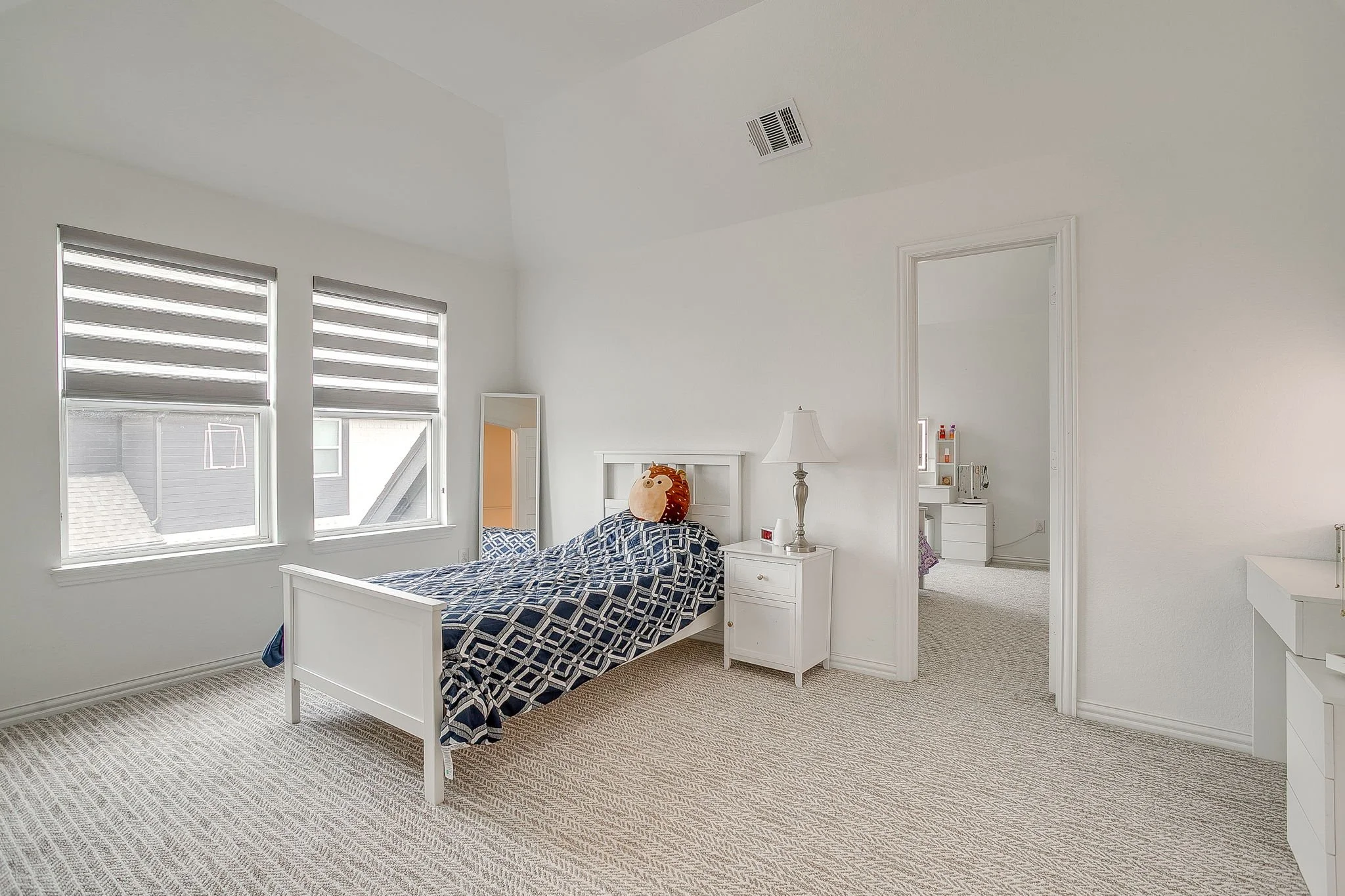 1283 Meadow Rose Dr (37 of 58).jpg