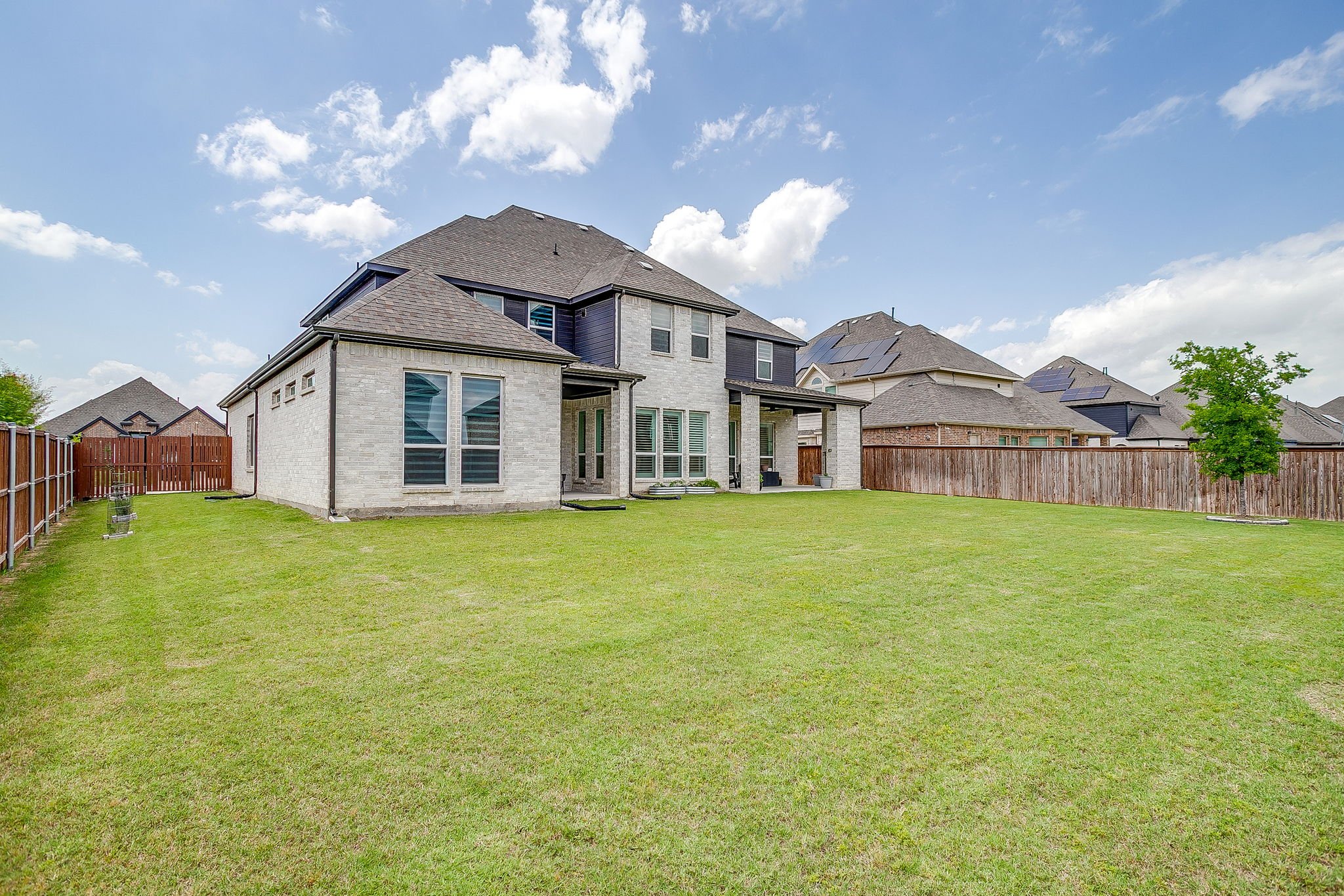 1283 Meadow Rose Dr (57 of 58).jpg