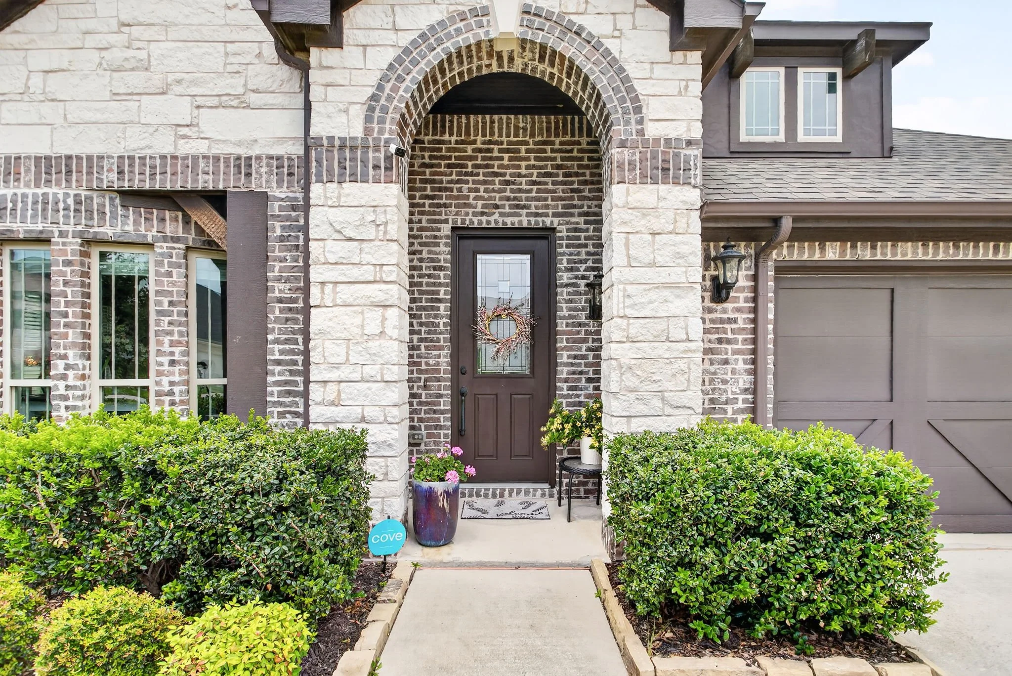 628 Lake Cove Dr (7 of 47).jpg