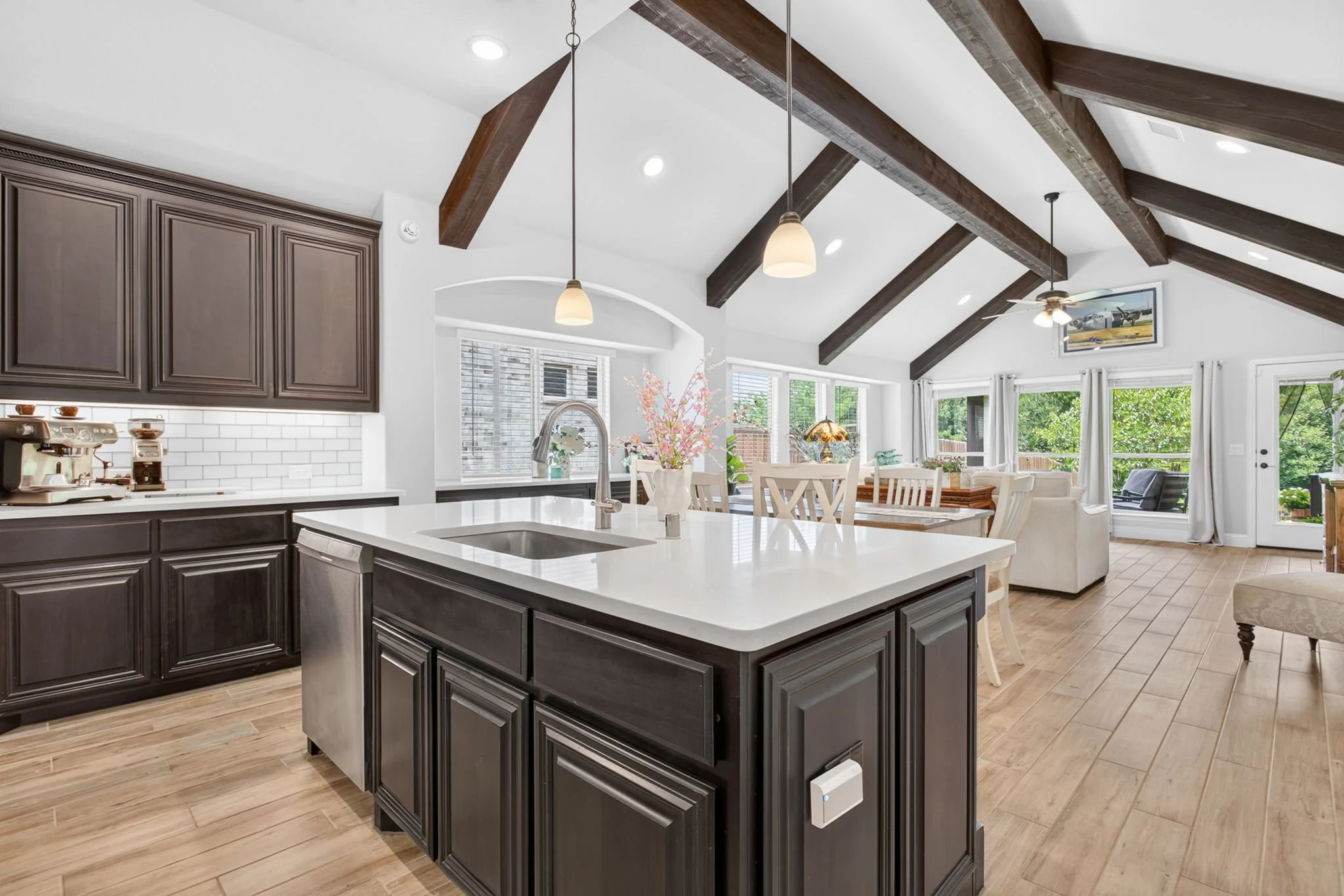 628 Lake Cove Dr (21 of 47).jpg