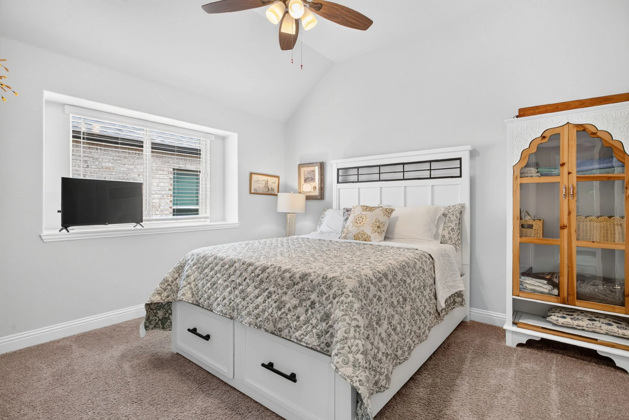 628 Lake Cove Dr (34 of 47).jpg