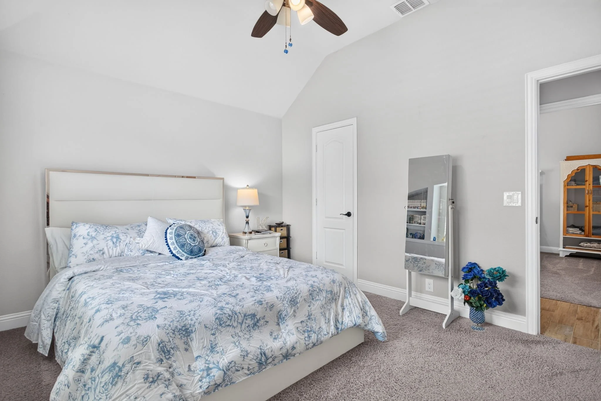 628 Lake Cove Dr (37 of 47).jpg