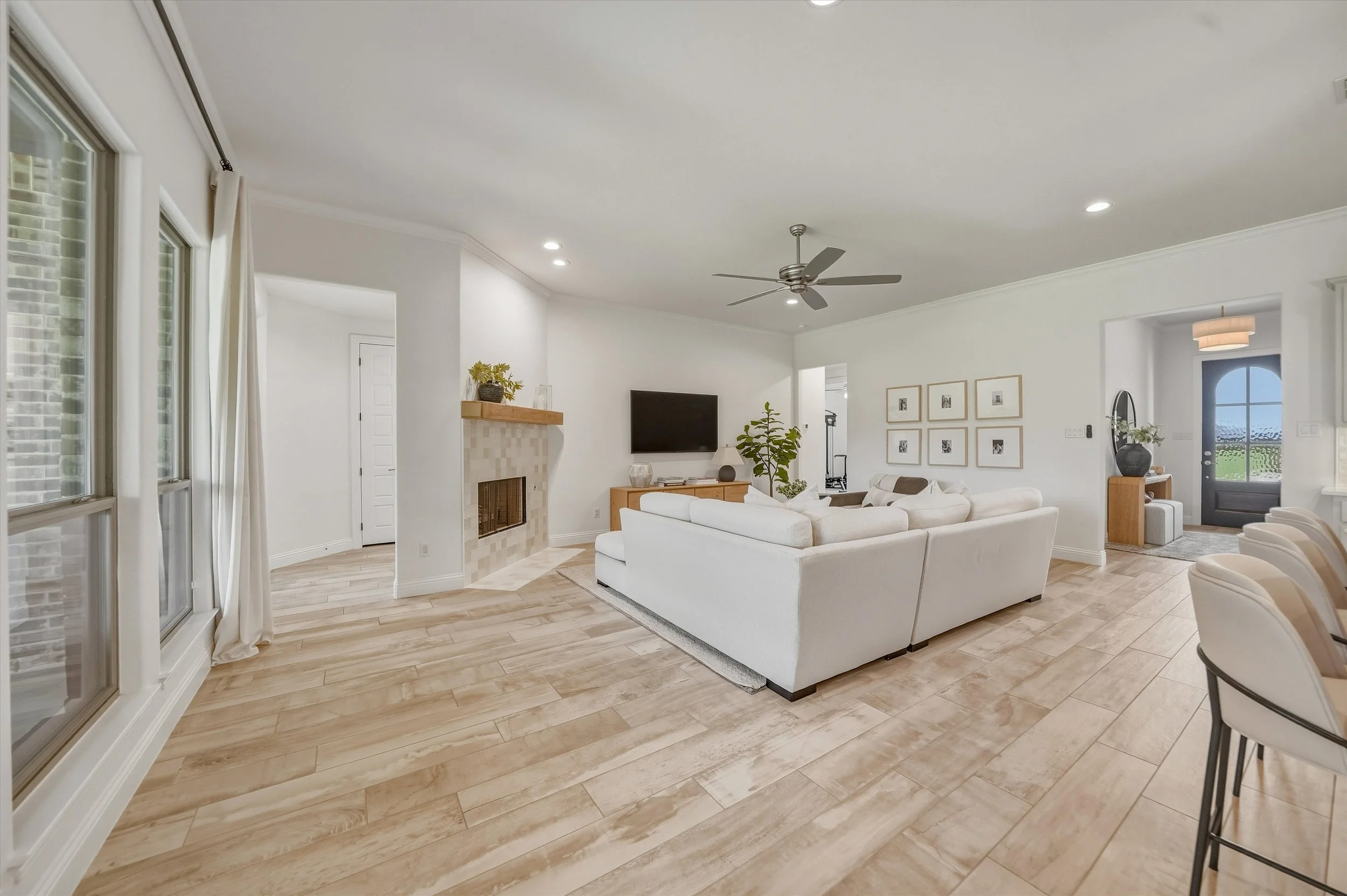 16-carson-gates-8110-spanish-hills-dr--benbroo_008.jpg