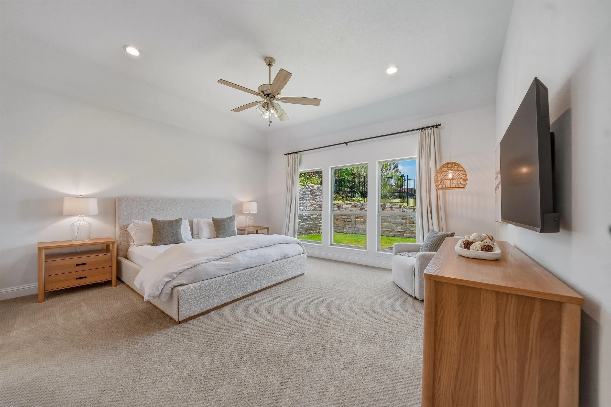 31-carson-gates-8110-spanish-hills-dr--benbroo_023.jpg