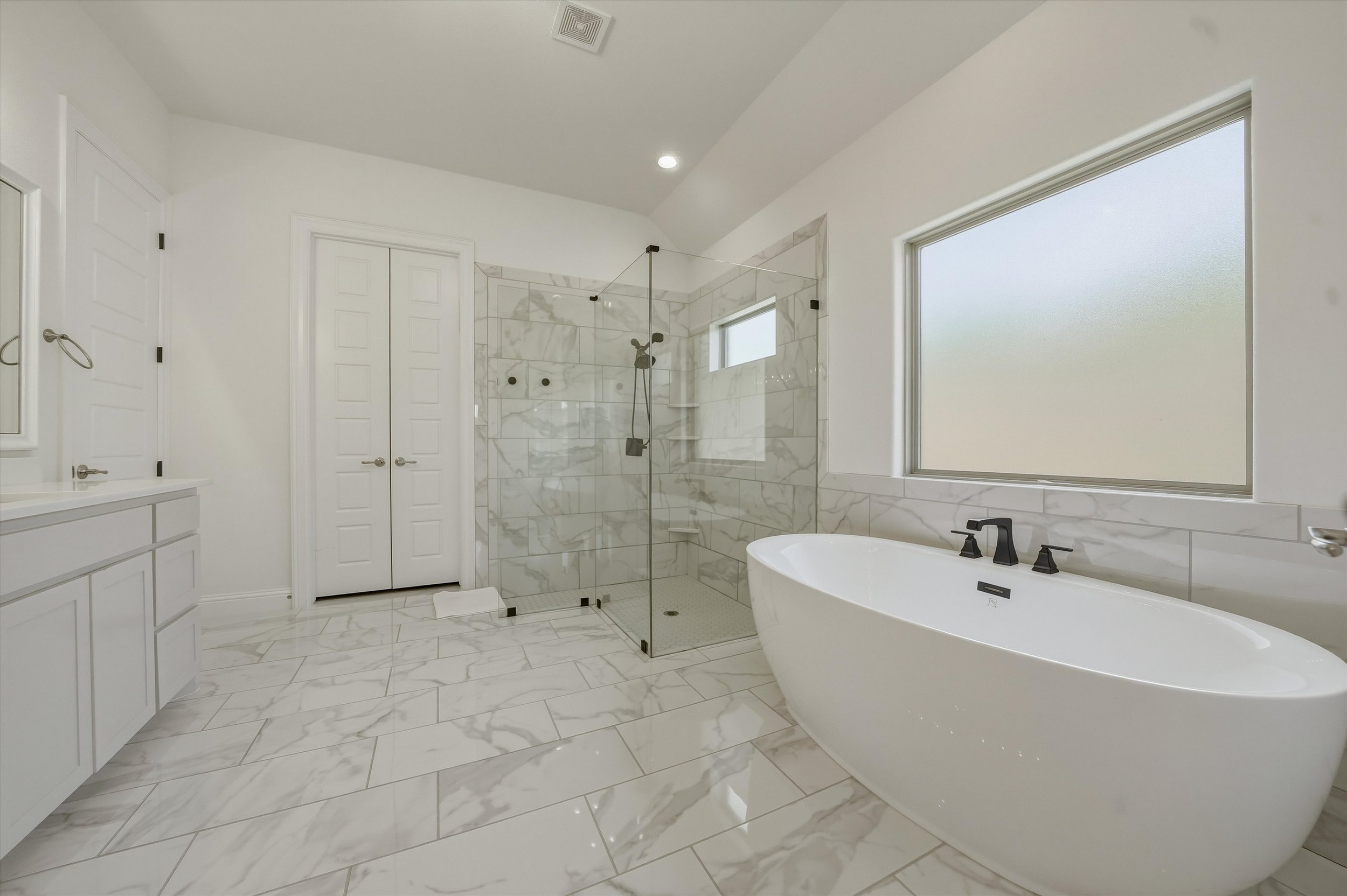 37-carson-gates-8110-spanish-hills-dr--benbroo_029.jpg