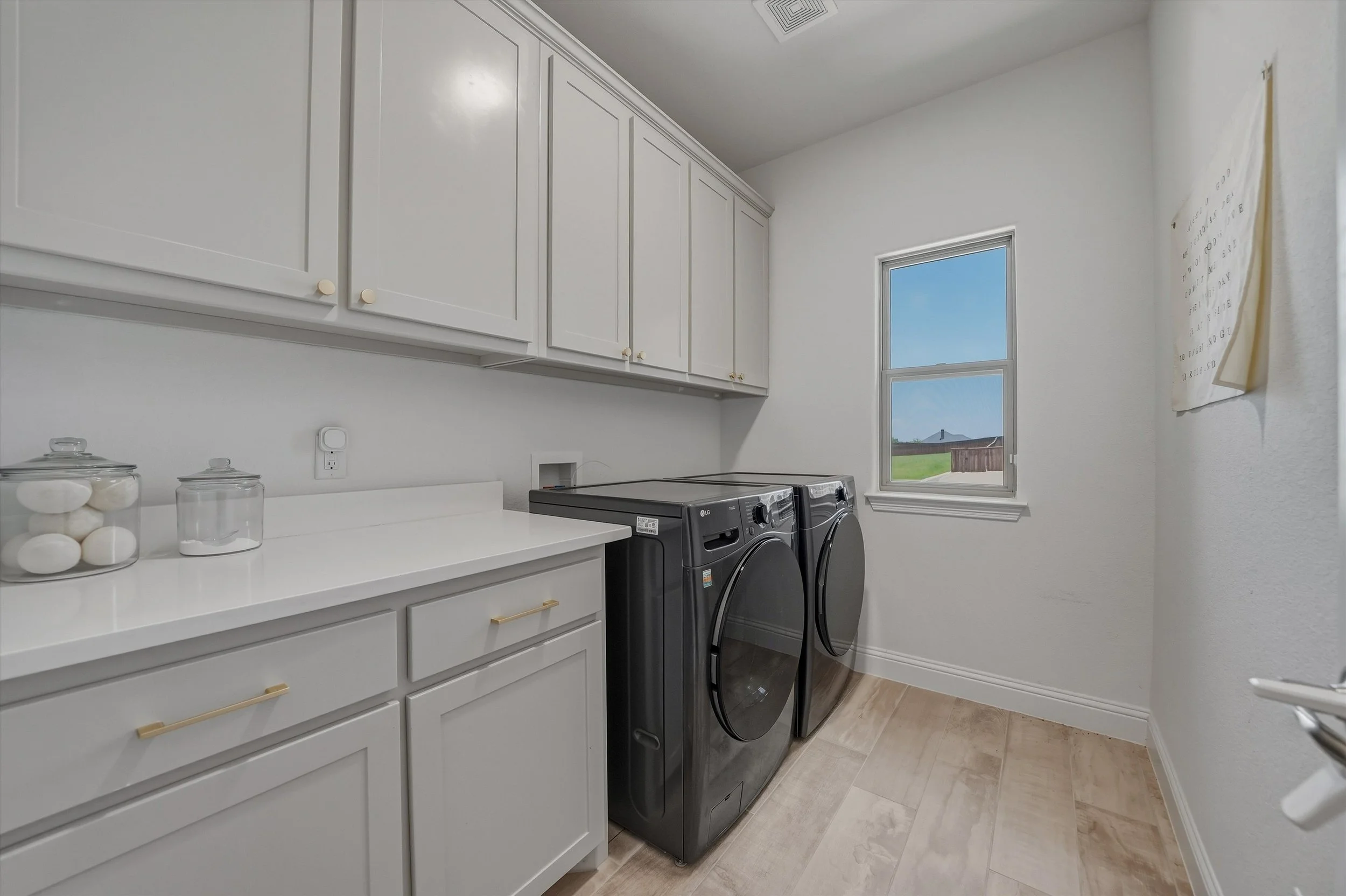 40-carson-gates-8110-spanish-hills-dr--benbroo_032.jpg