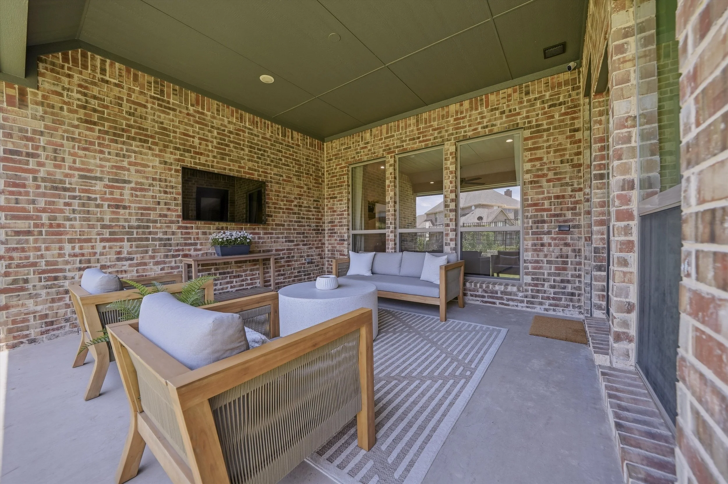 42-carson-gates-8110-spanish-hills-dr--benbroo_034.jpg