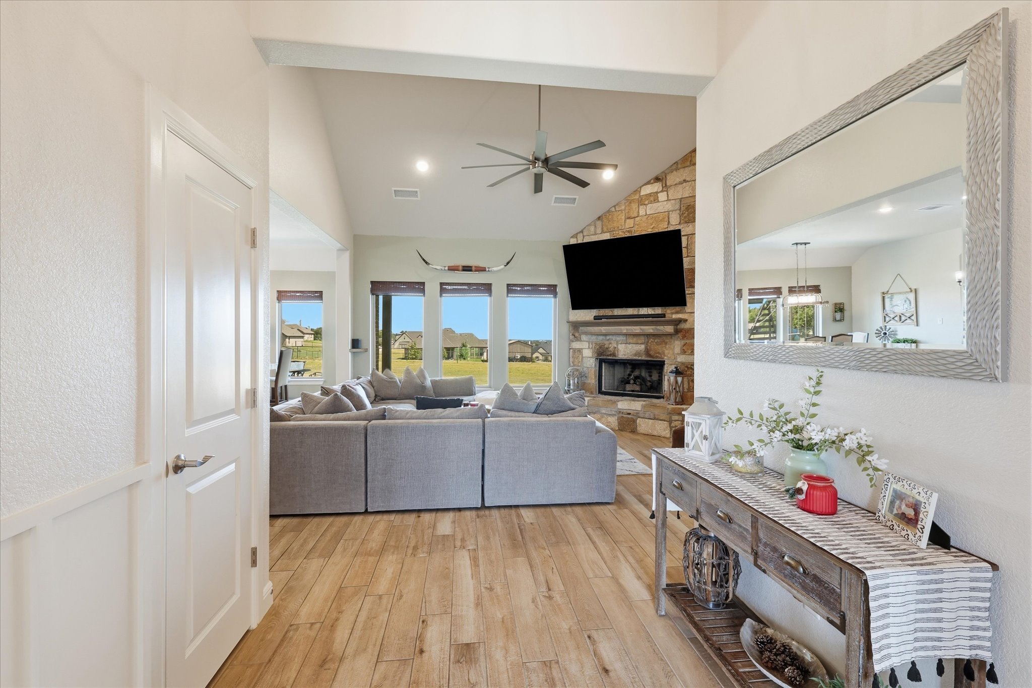 11-6929 Veal Station Rd_011.jpg