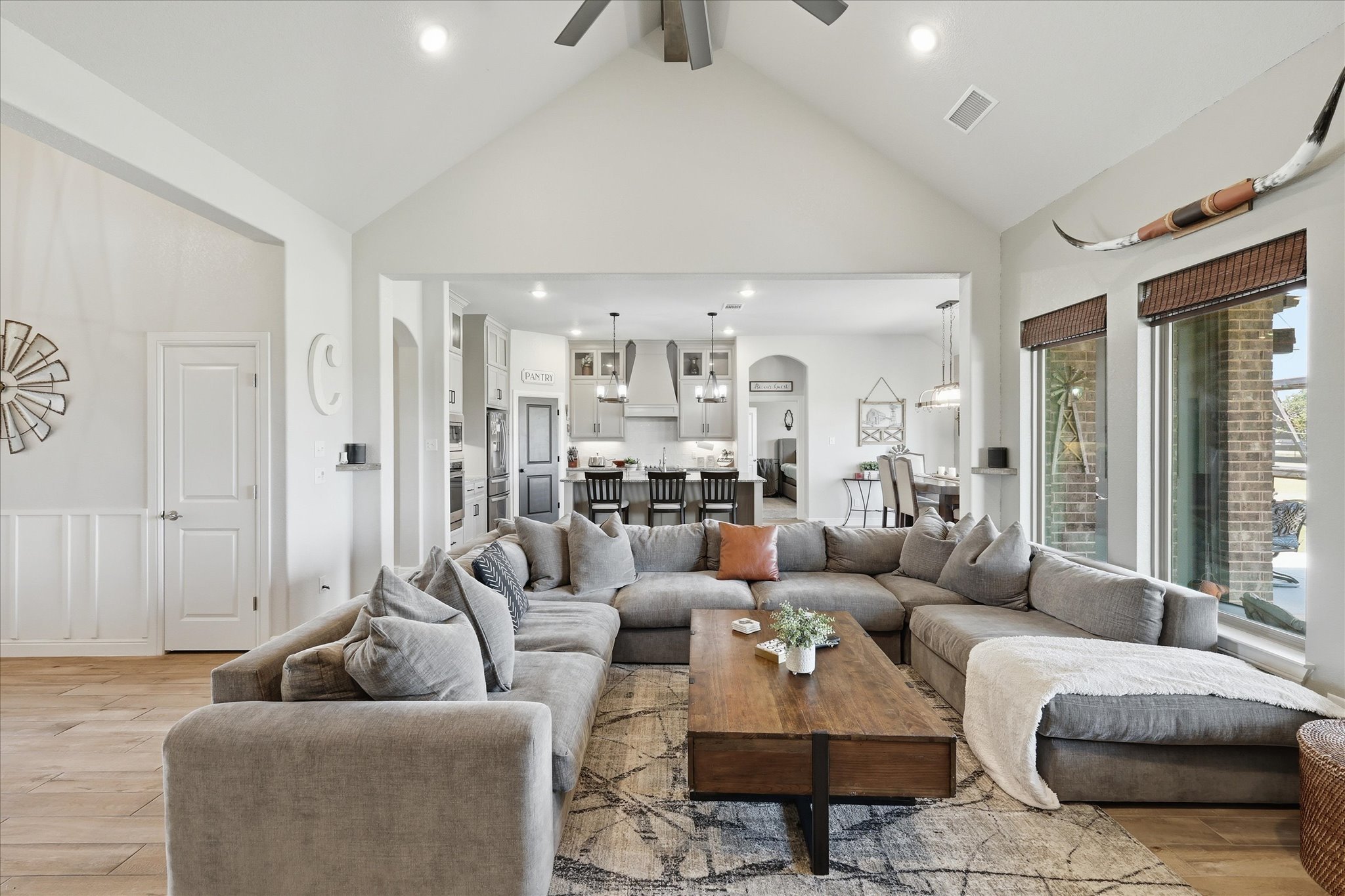 13-6929 Veal Station Rd_013.jpg