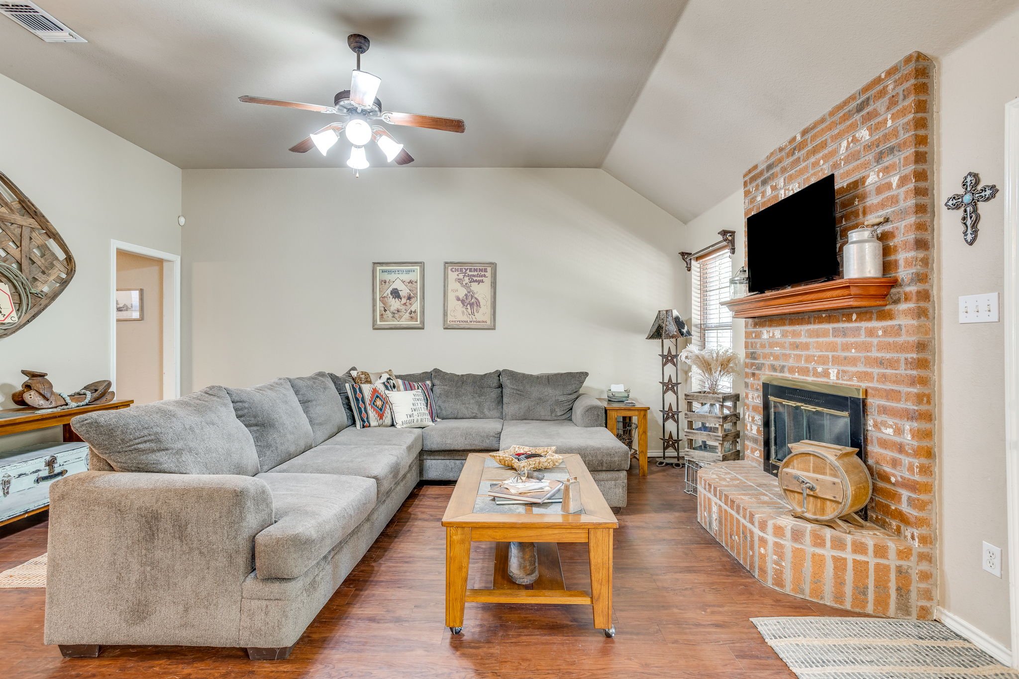 104 Fawn Ct (8 of 38).jpg