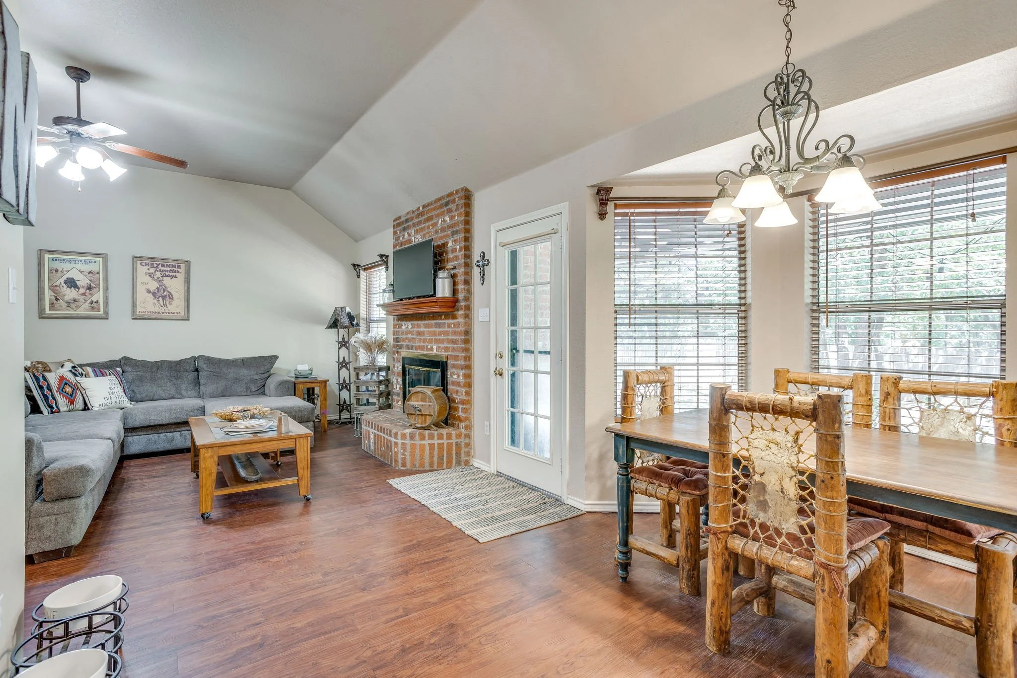 104 Fawn Ct (13 of 38).jpg