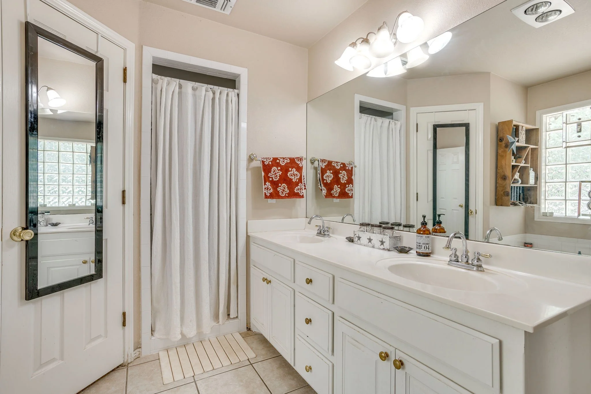 104 Fawn Ct (24 of 38).jpg