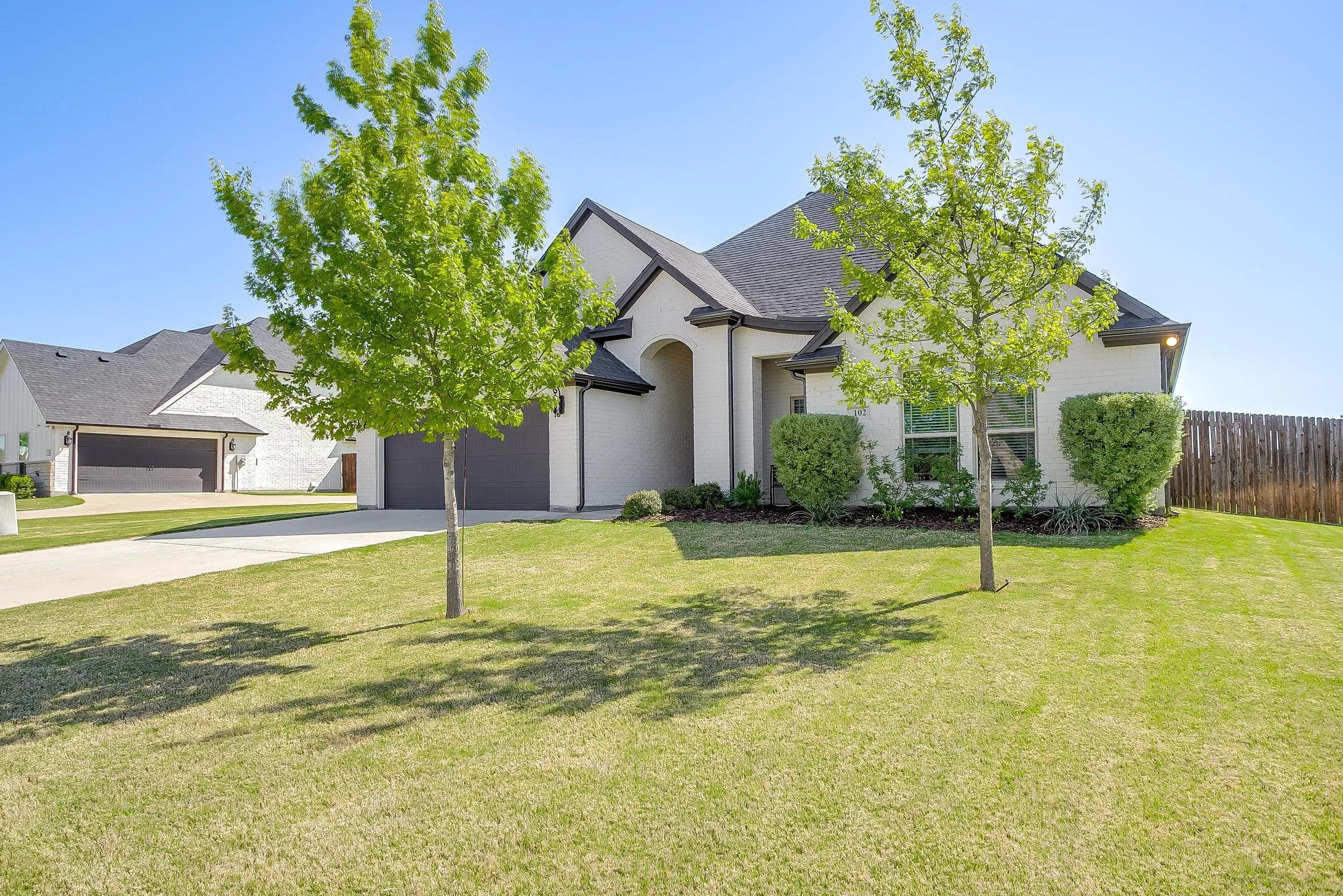 102 Oak View Drive (11 of 53).jpg