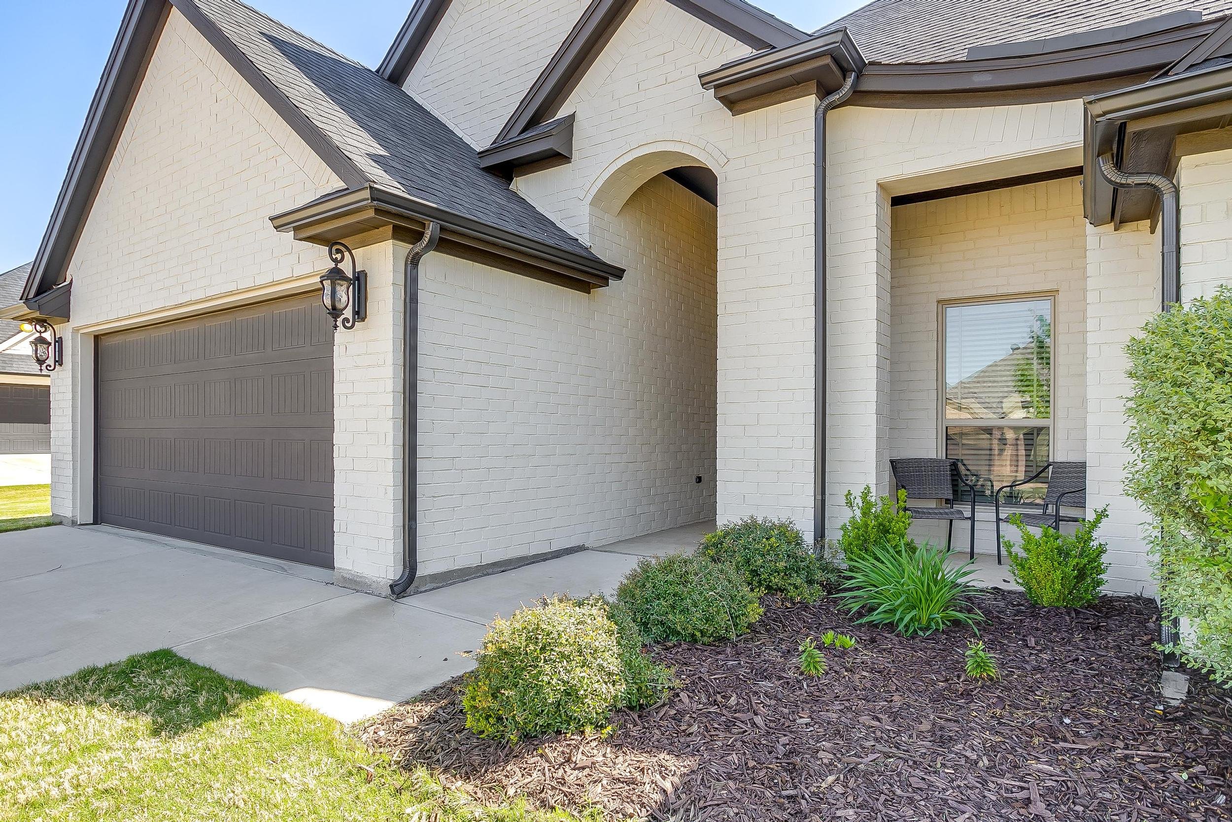 102 Oak View Drive (12 of 53).jpg