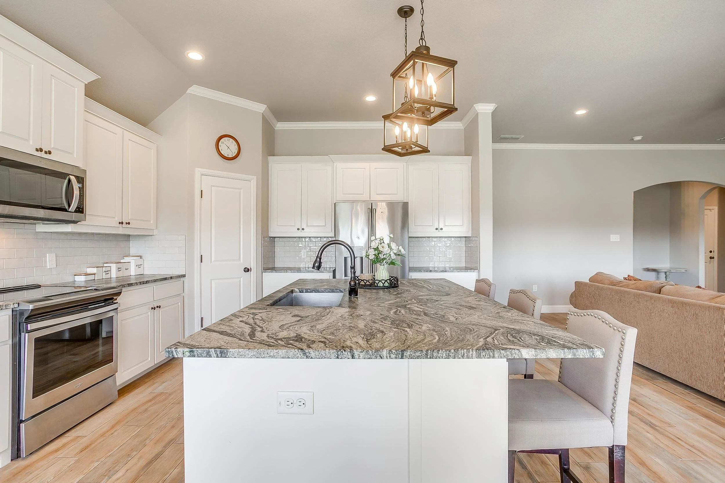 102 Oak View Drive (27 of 53).jpg