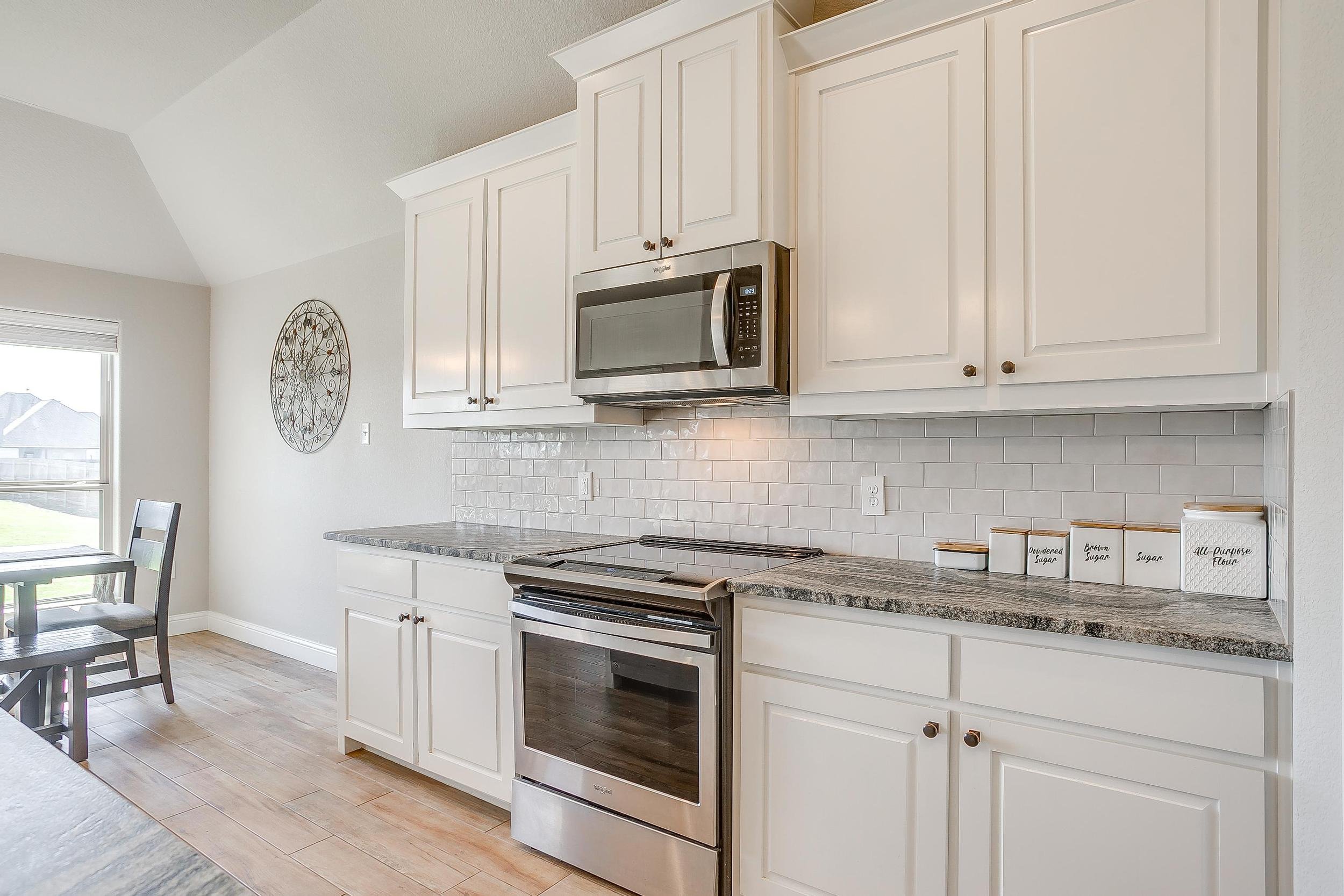 102 Oak View Drive (30 of 53).jpg