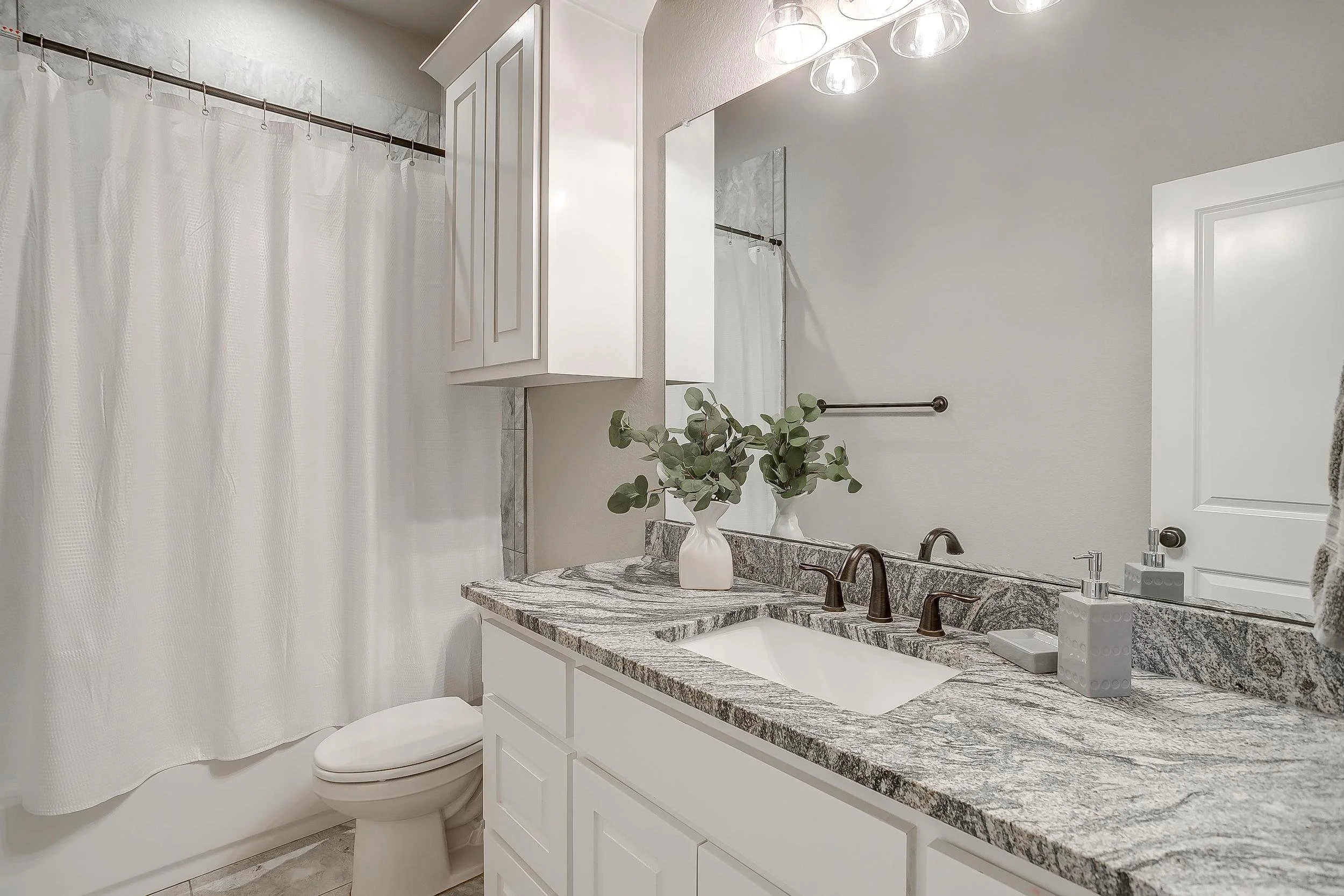 102 Oak View Drive (34 of 53).jpg