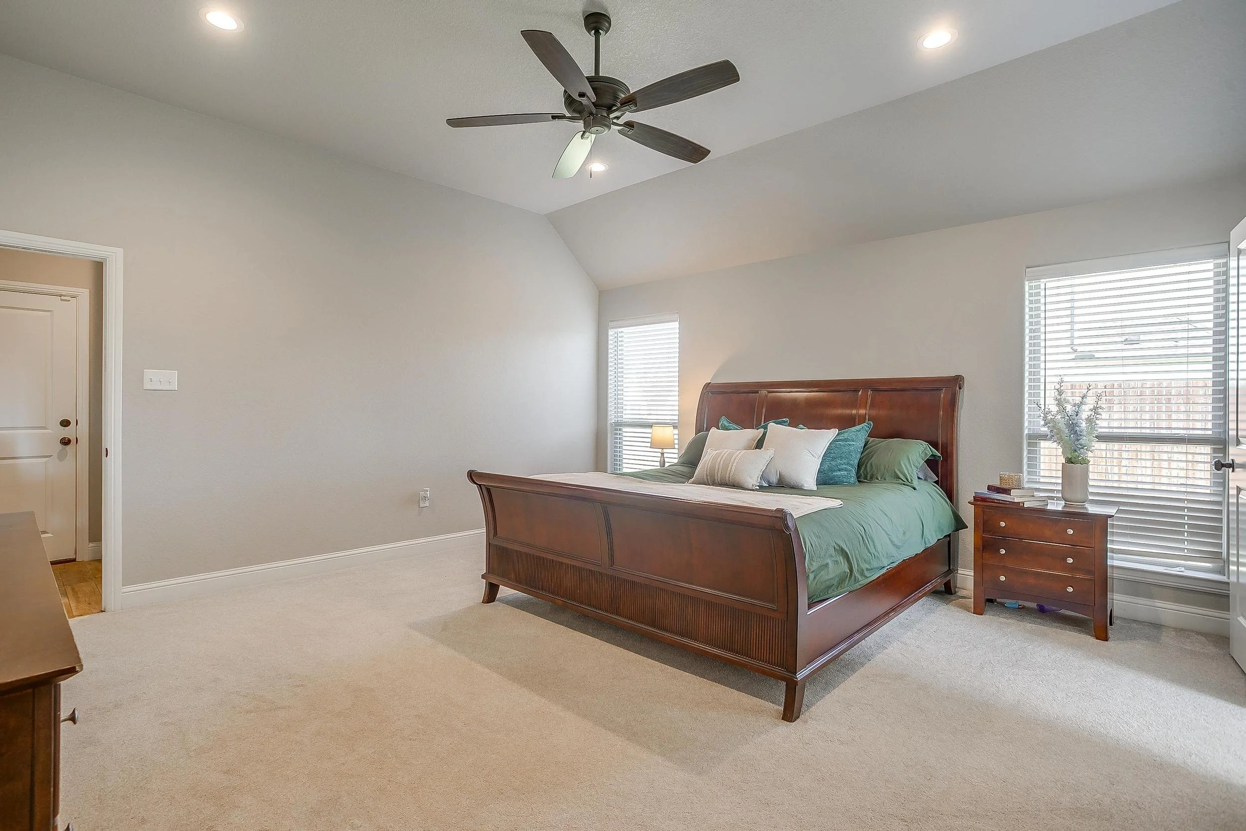102 Oak View Drive (40 of 53).jpg