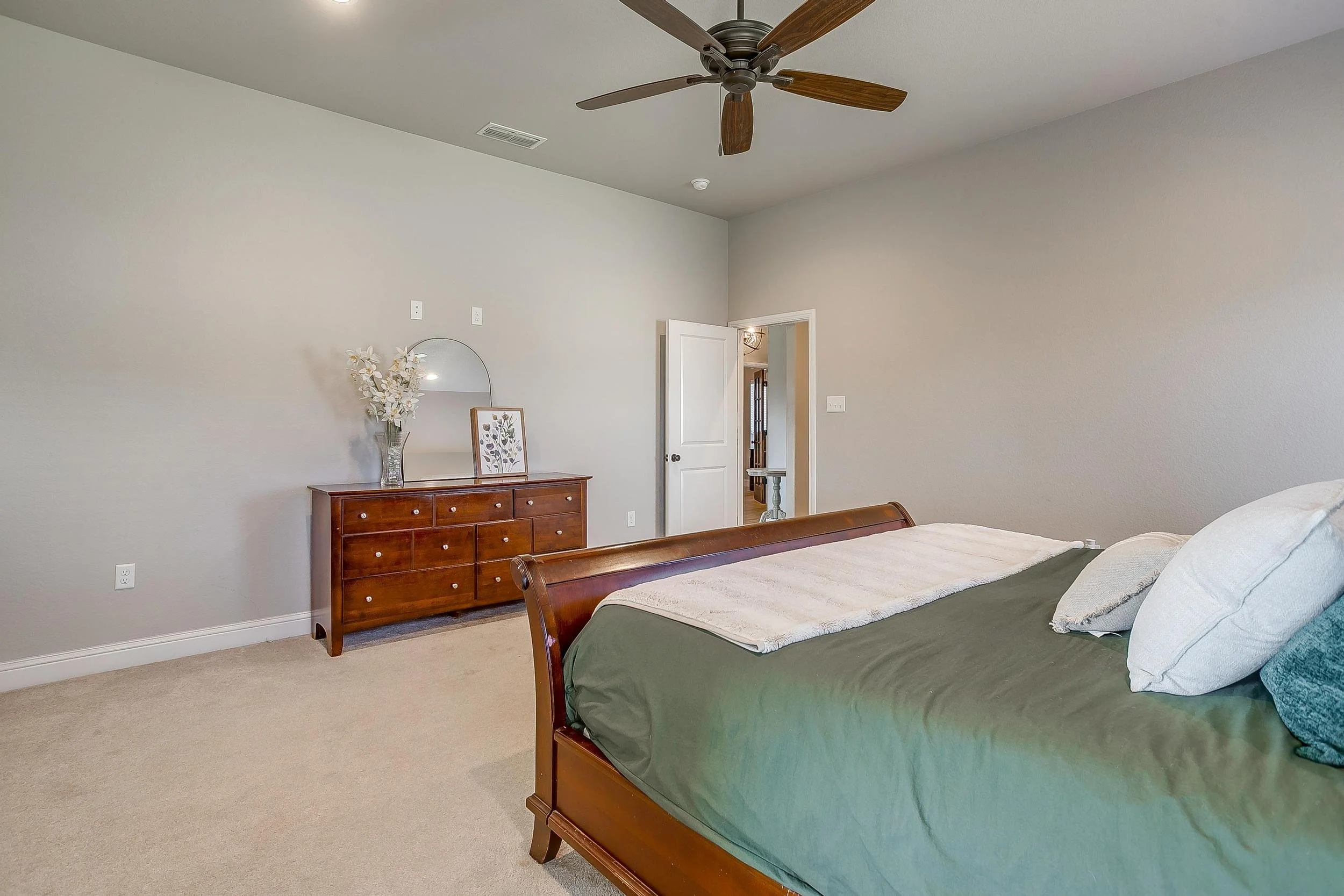 102 Oak View Drive (42 of 53).jpg