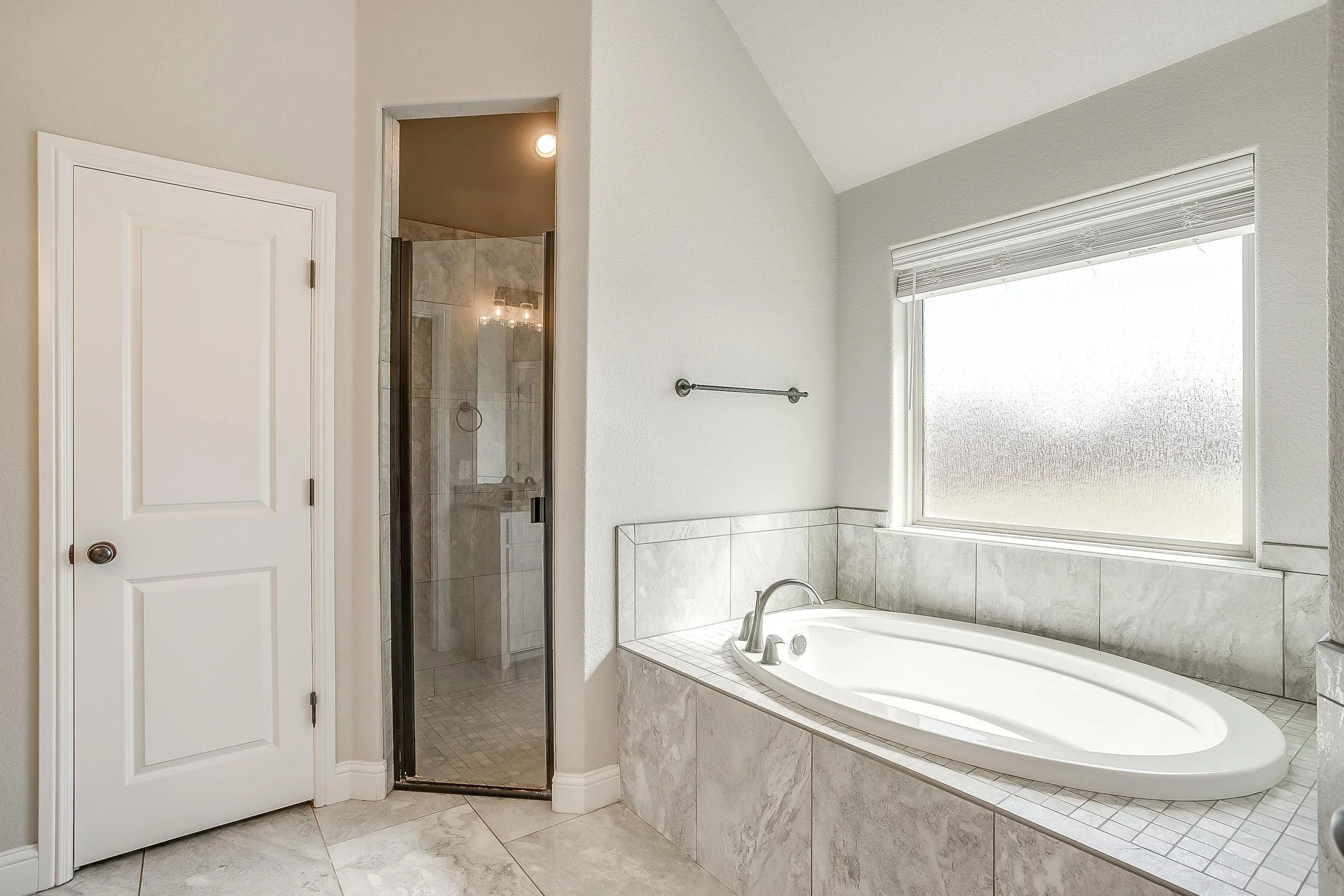 102 Oak View Drive (46 of 53).jpg
