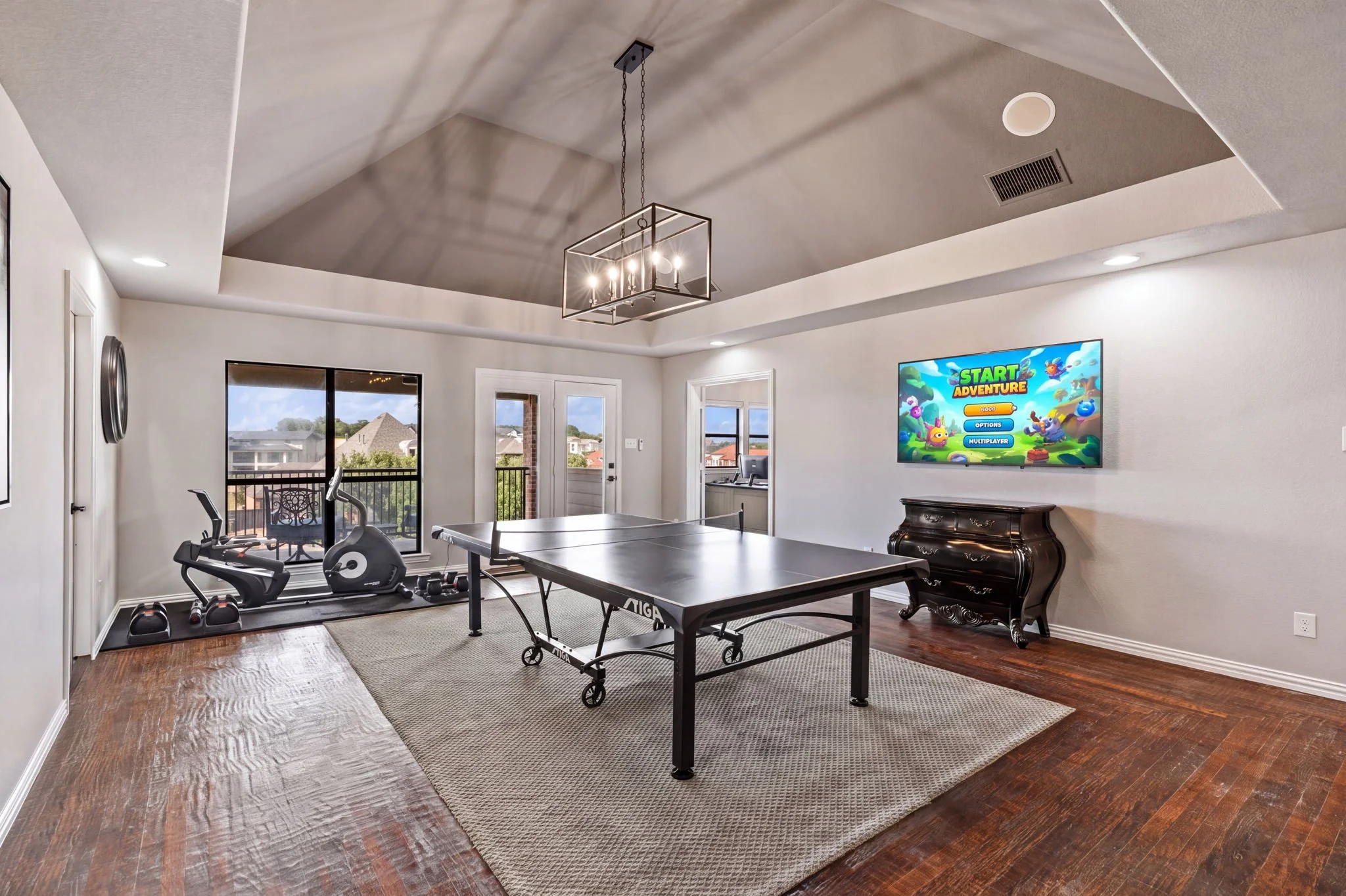 19-web-or-mls-2340ladycornwall-40-game-room.jpg