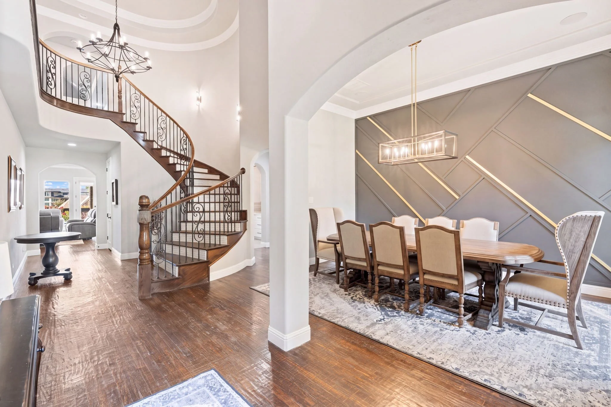 41-web-or-mls-2340ladycornwall-11-foyer-staircase.jpg