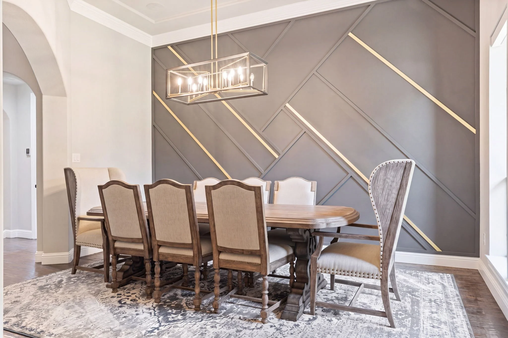 47-web-or-mls-2340ladycornwall-28-dining-room.jpg