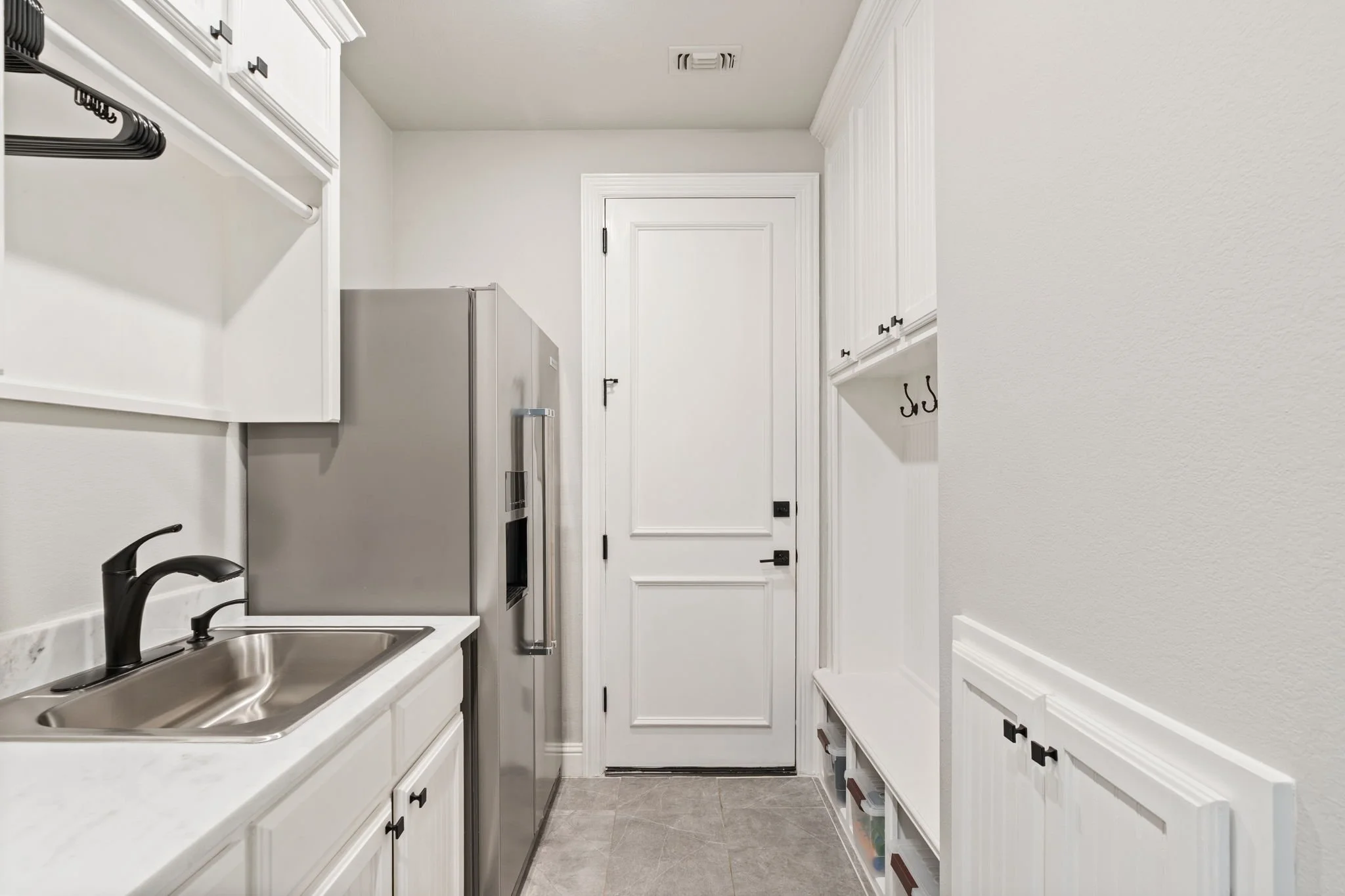 67-web-or-mls-2340ladycornwall-61-laundry-mudroom.jpg
