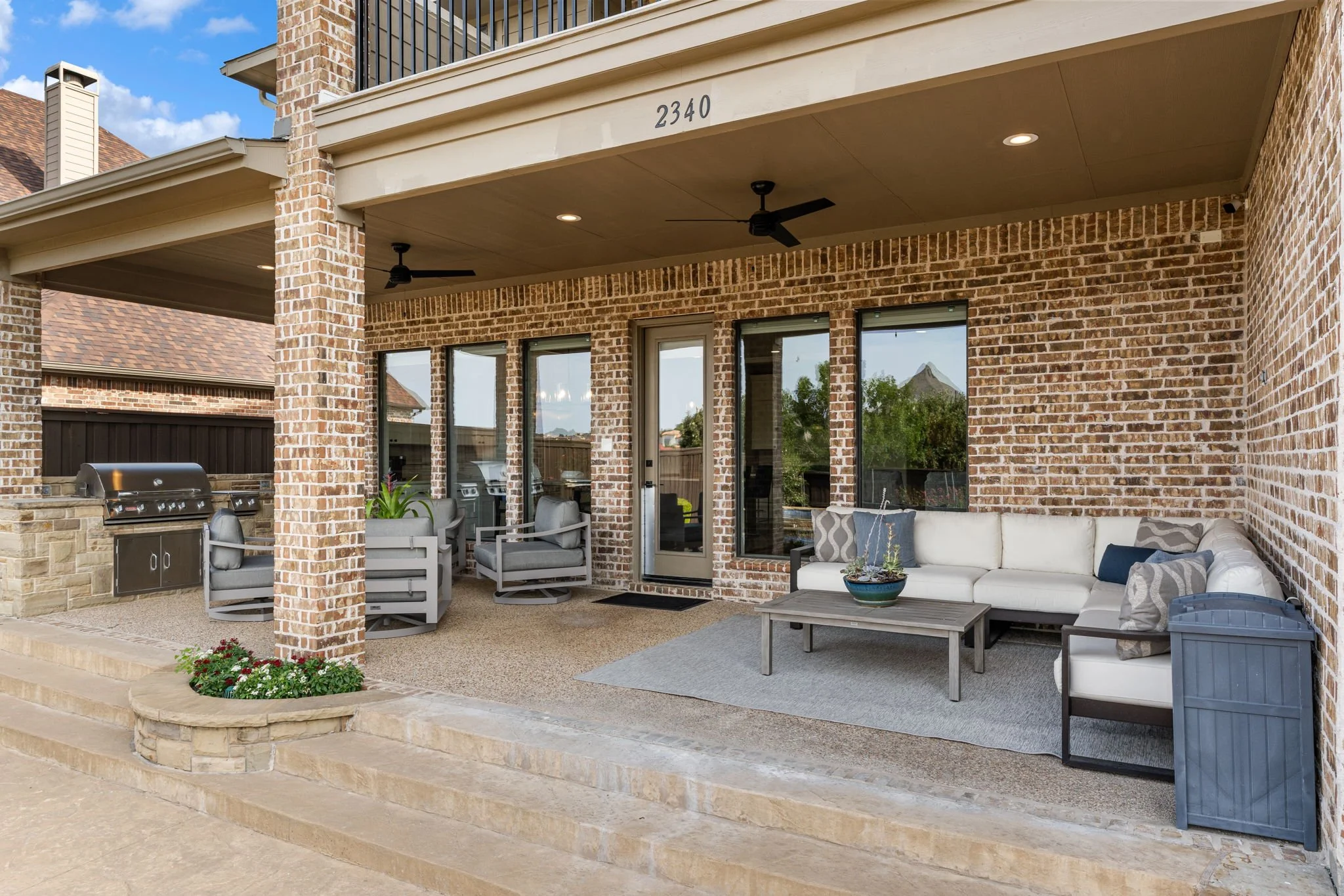94-web-or-mls-2340ladycornwall-80-covered-patio.jpg