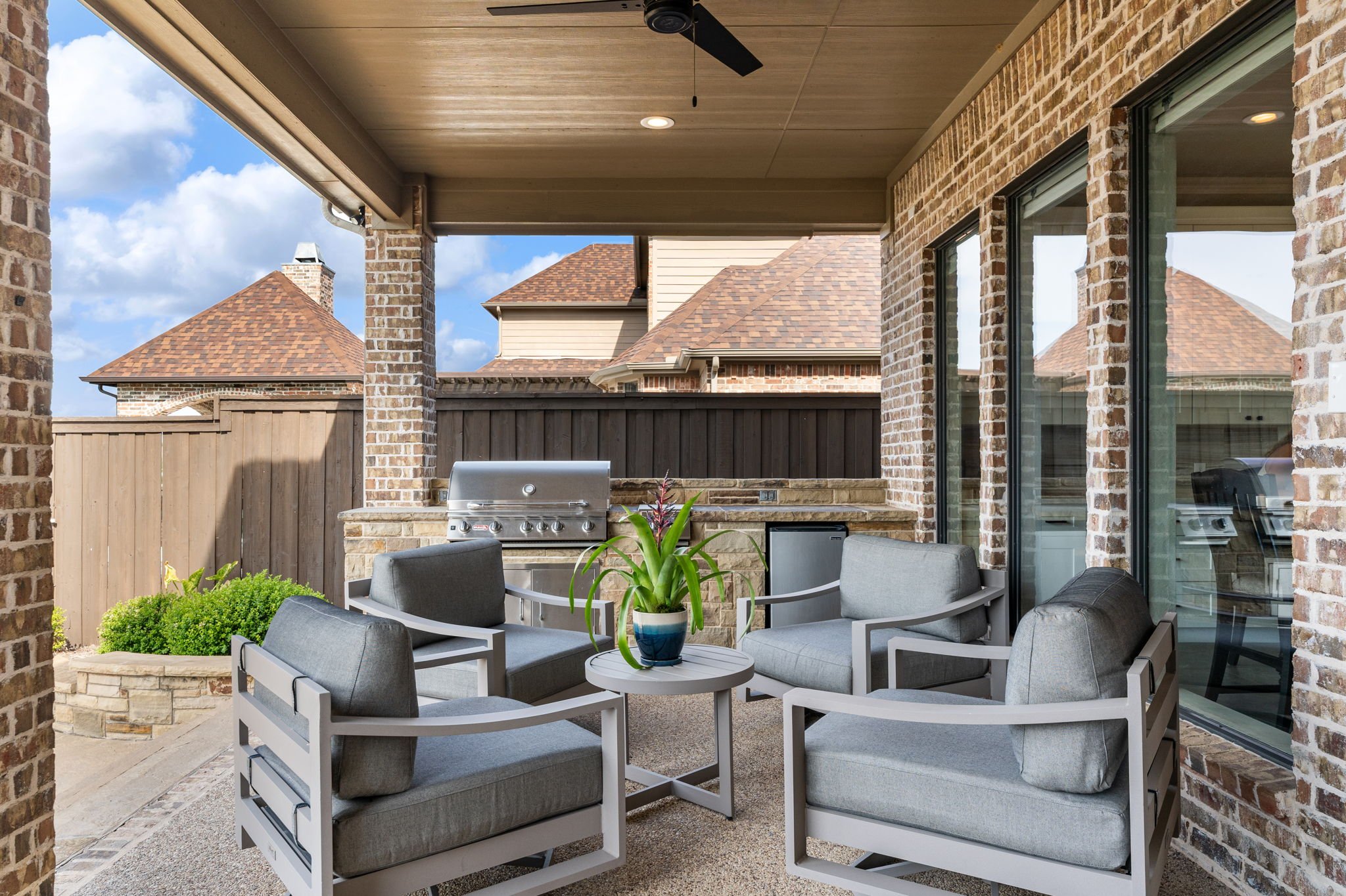95-web-or-mls-2340ladycornwall-82-outdoor-kitchen-patio.jpg