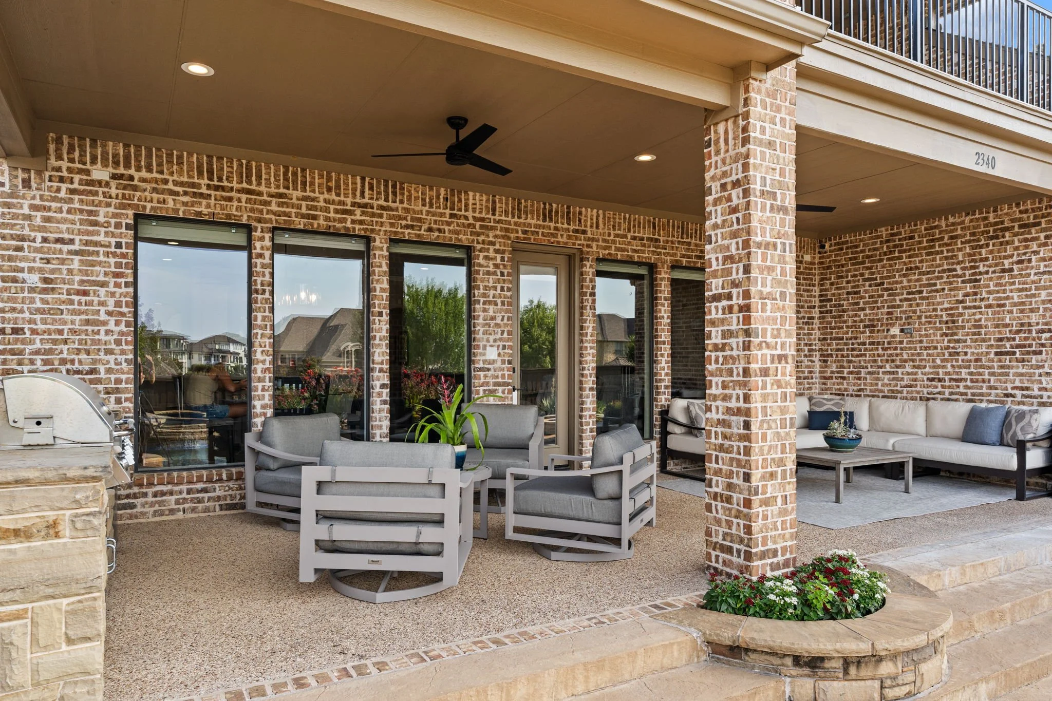 96-web-or-mls-2340ladycornwall-79-covered-patio.jpg