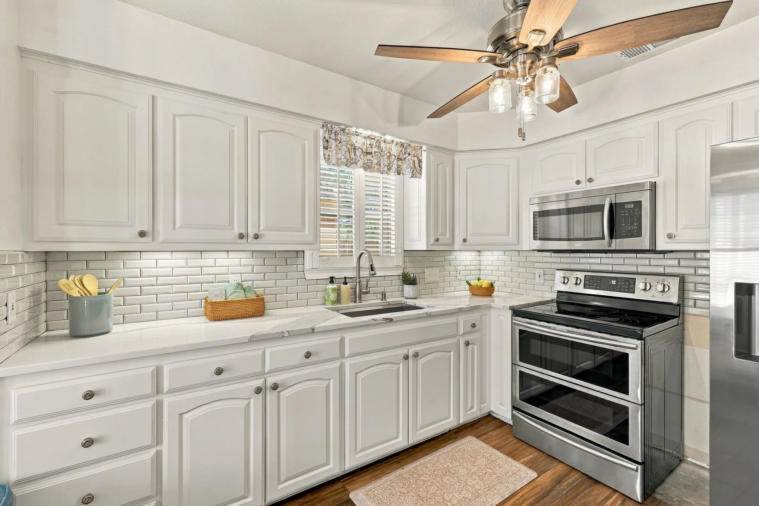 26-1231 East Lake Drive_026.jpg