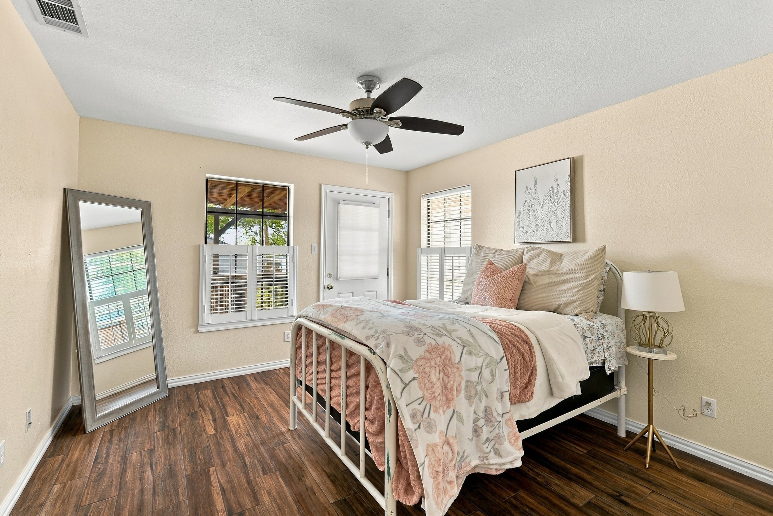 36-1231 East Lake Drive_036.jpg