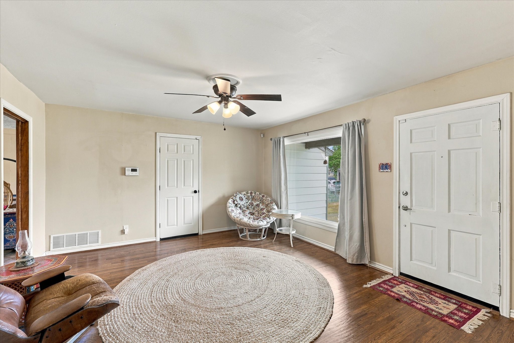 06-3202 Casino Dr_006.jpg