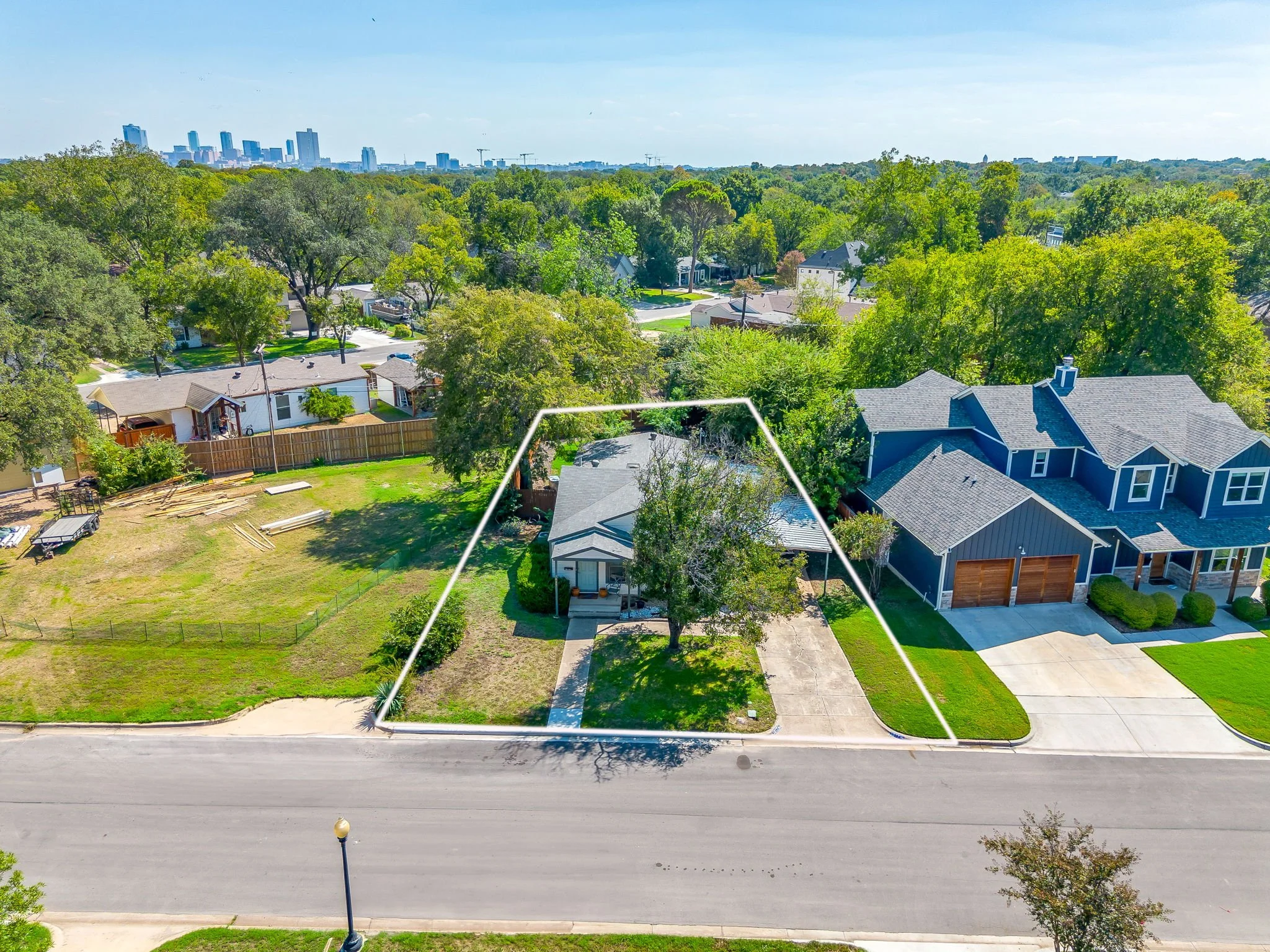 3817 Oaklawn Dr (1 of 16).jpg