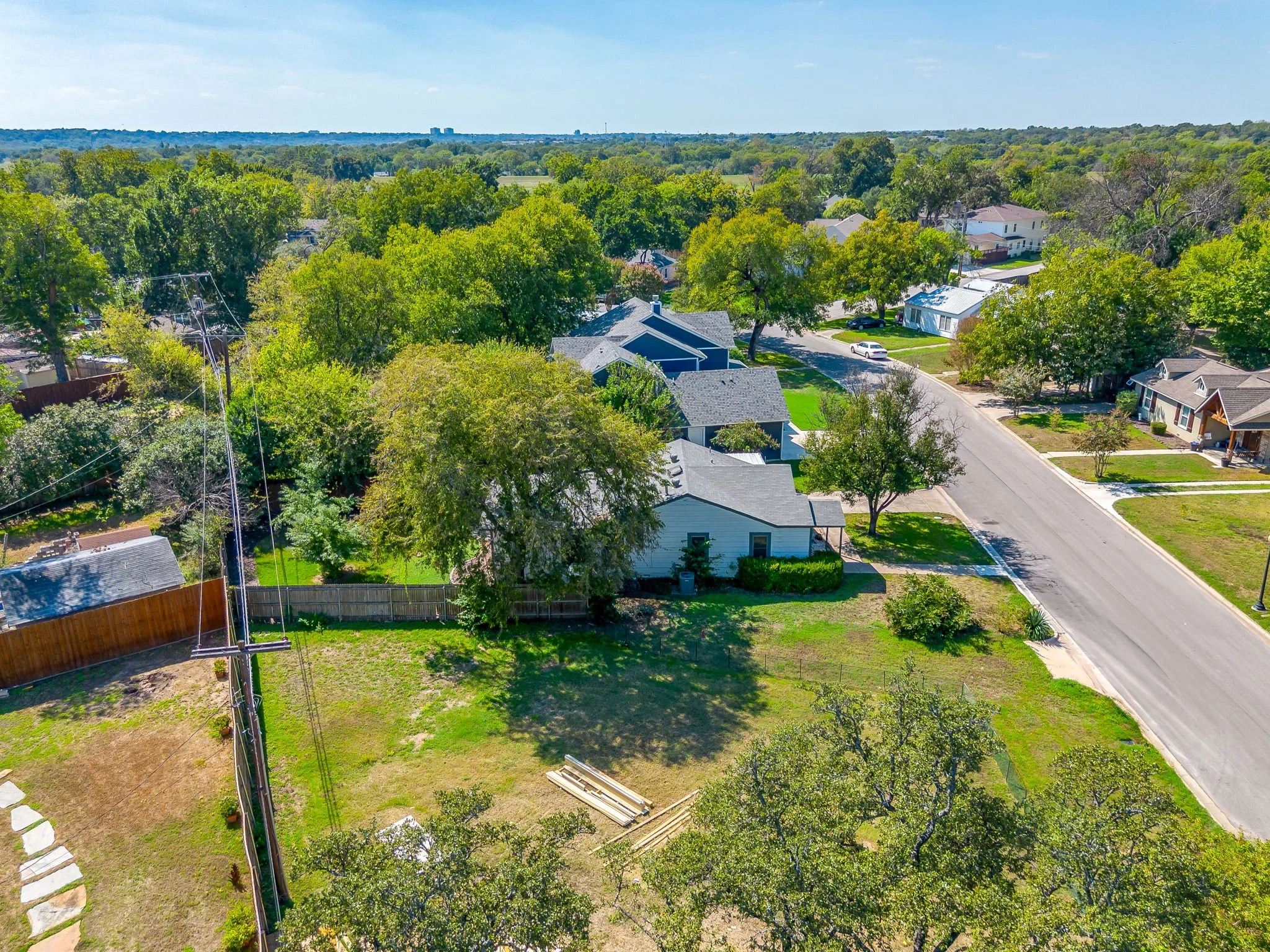 3817 Oaklawn Dr (9 of 16).jpg